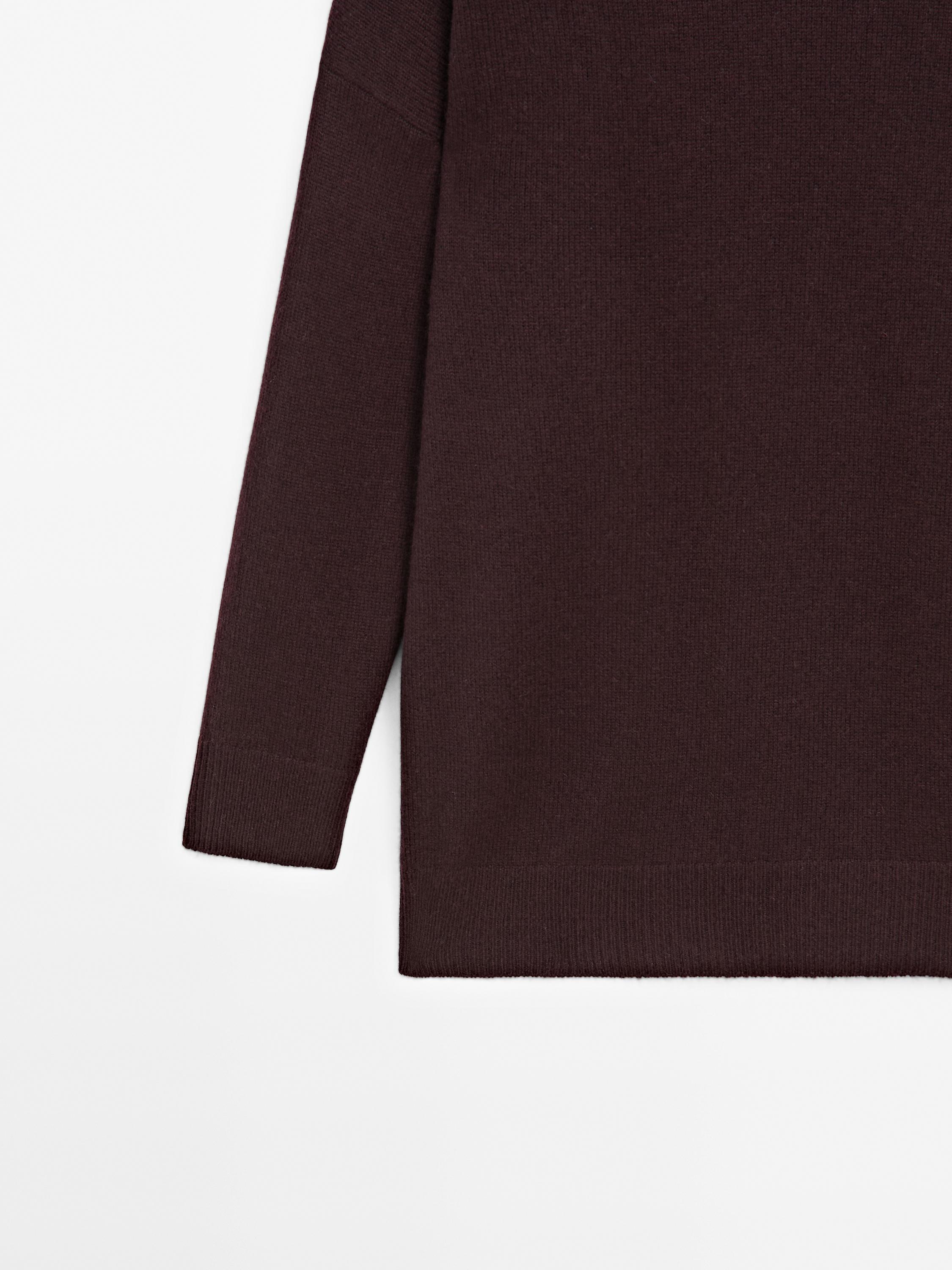 100% cashmere oversize knit sweater