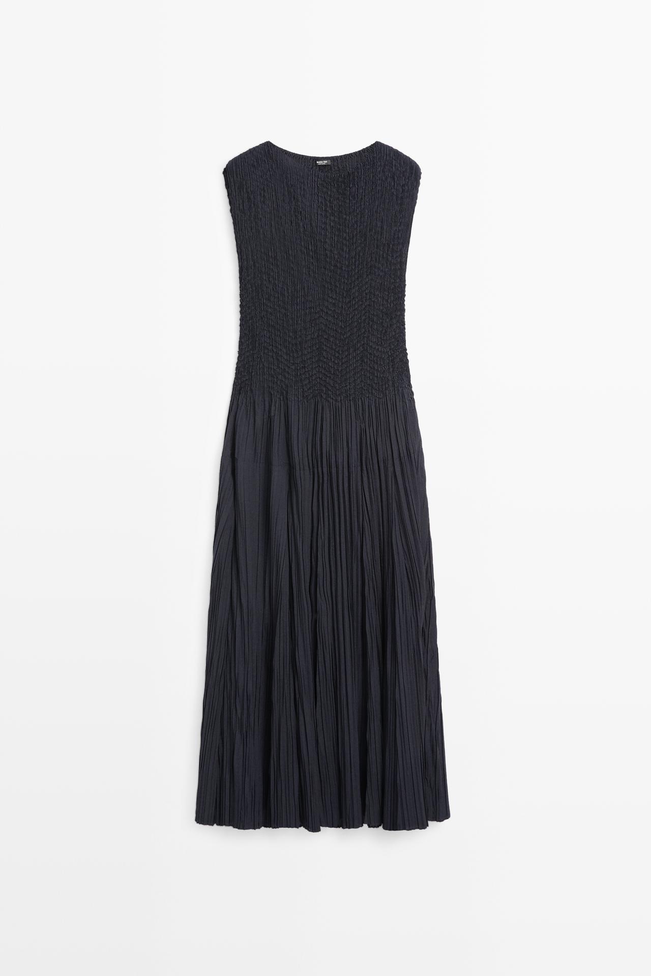 Long flowing dress with gathered detail — DARK NAVY