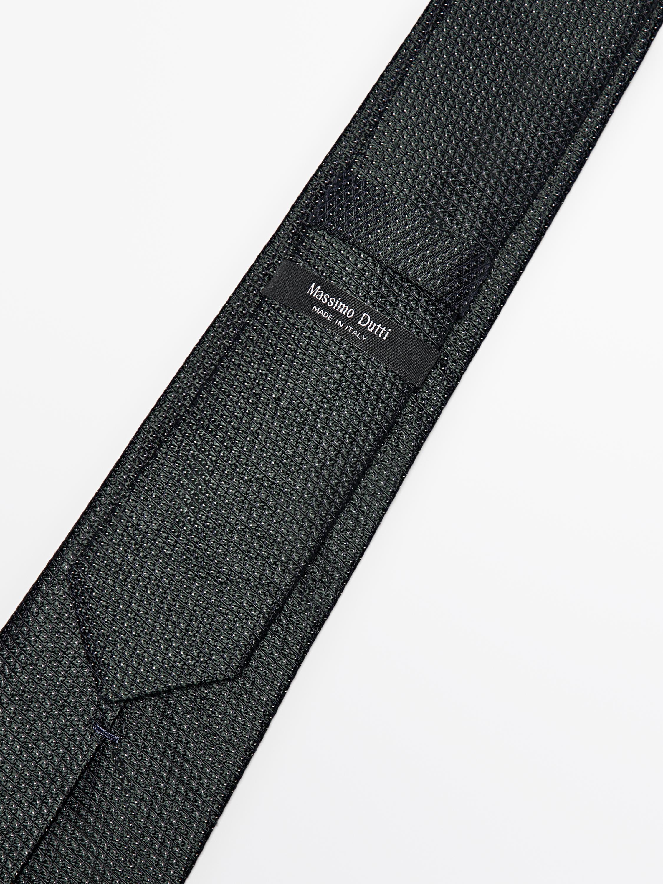 Cravate 100 % soie de mûrier