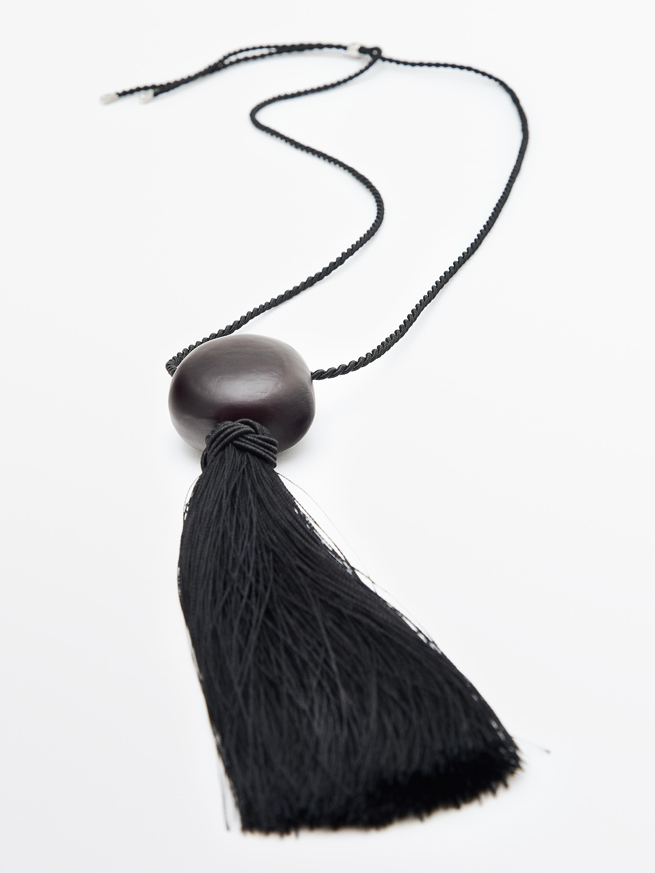 Wooden tassel pendant