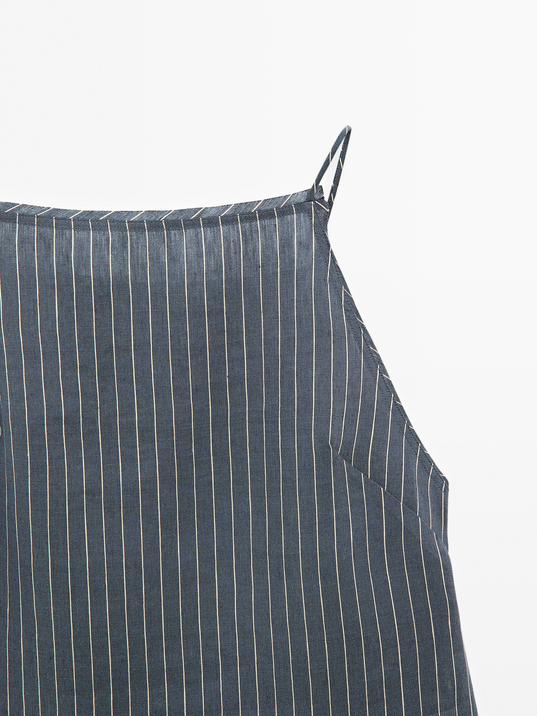 Top z mieszanki lnu w paski z dekoltem halter