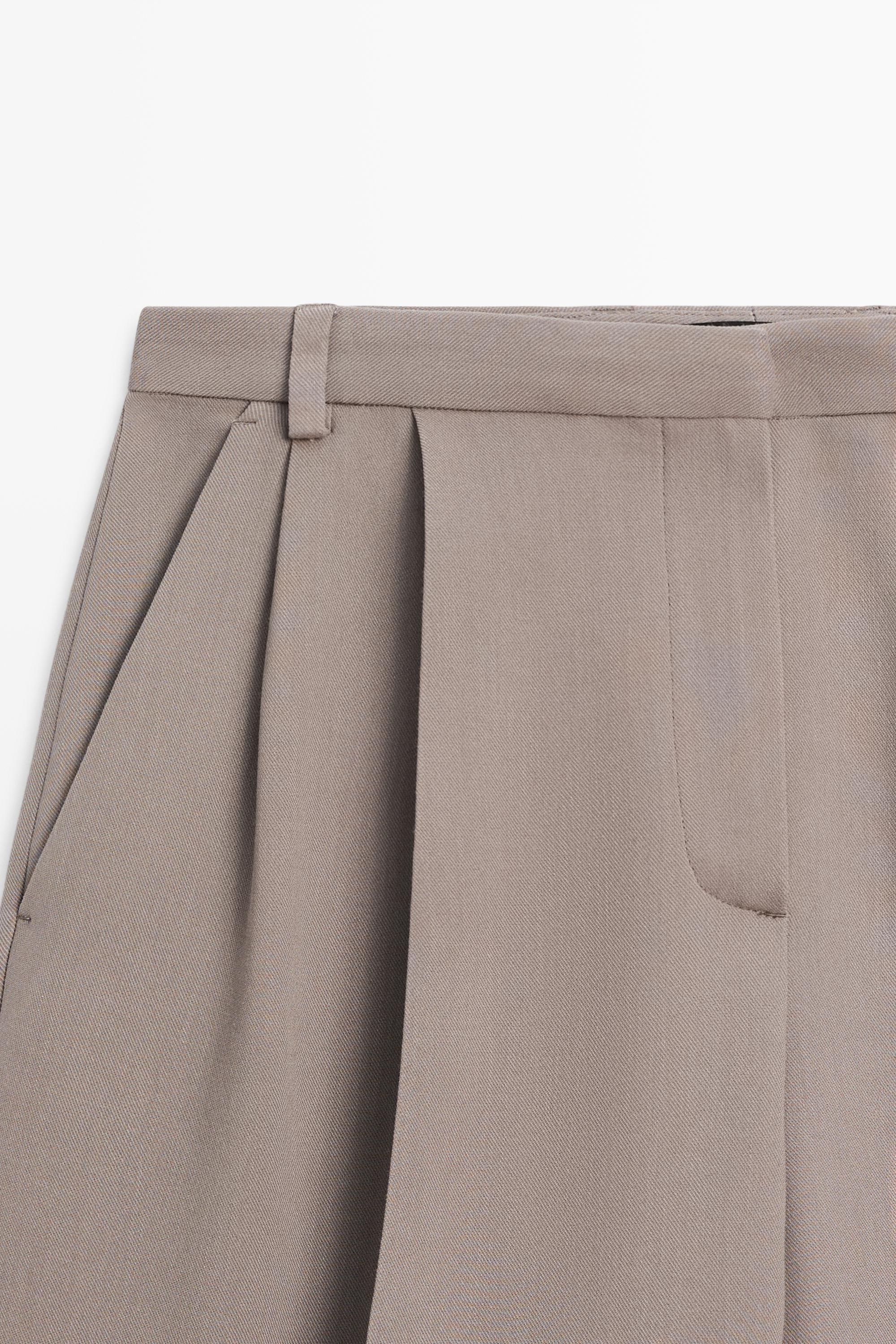 Flowing long wide-leg Bermuda shorts — MOLE BROWN