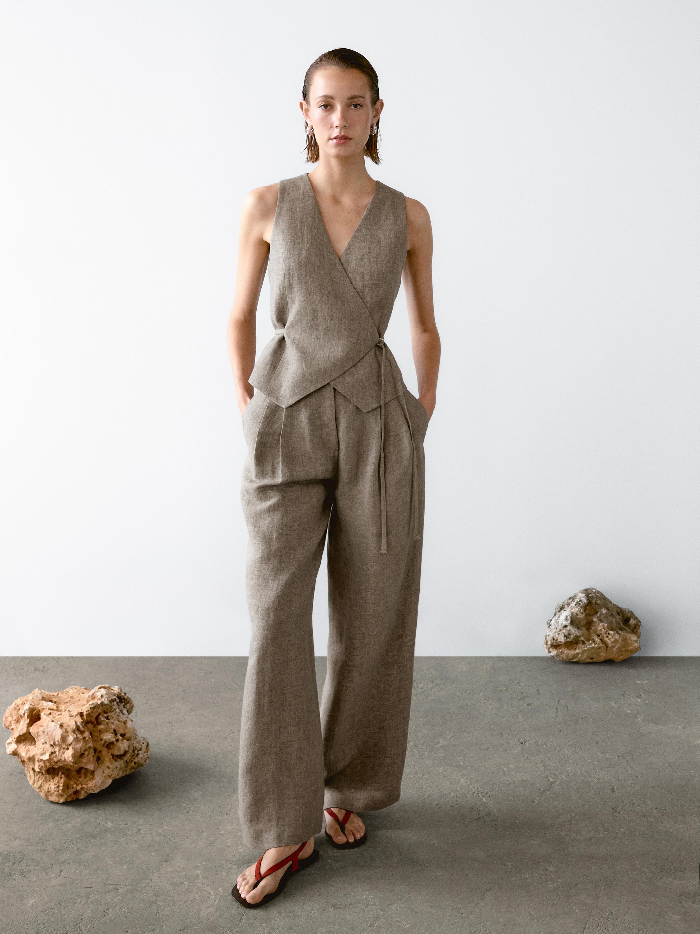100% linen short double-breasted waistcoat