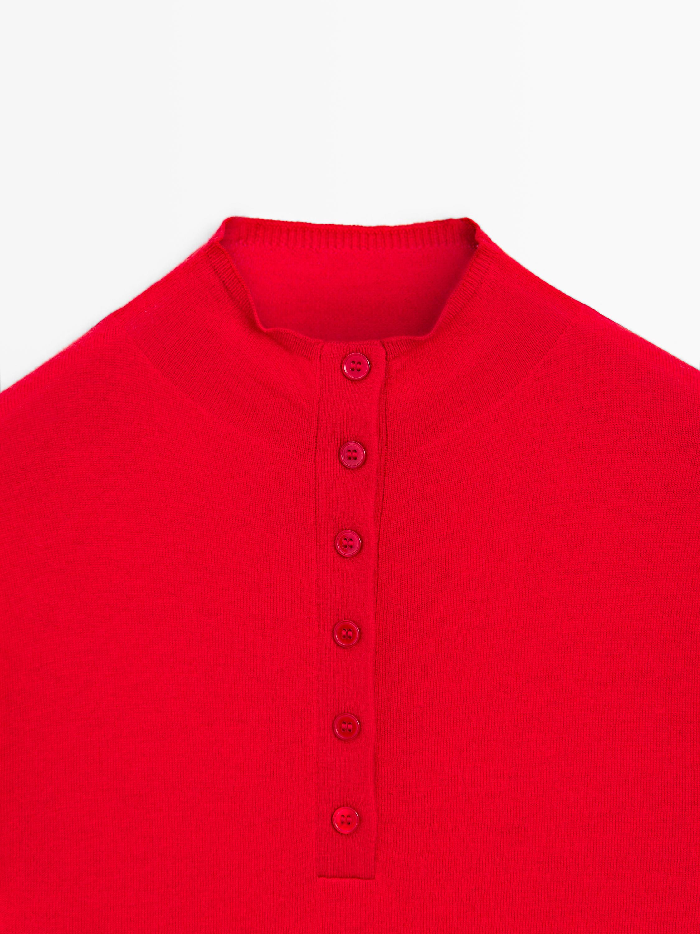 Buttoned mock turtleneck knit sweater — RED