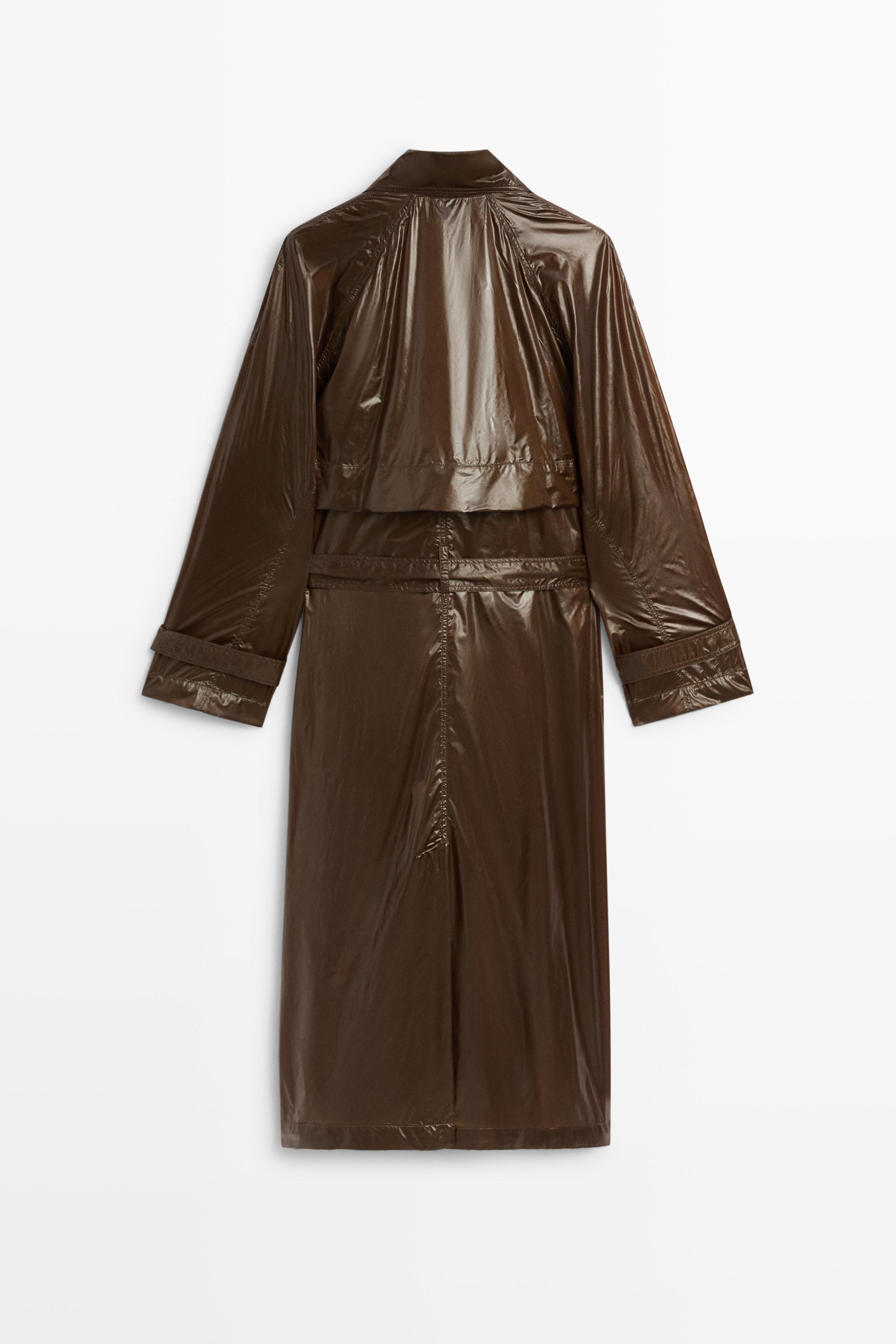 Long flowing trench coat — BOTTLE