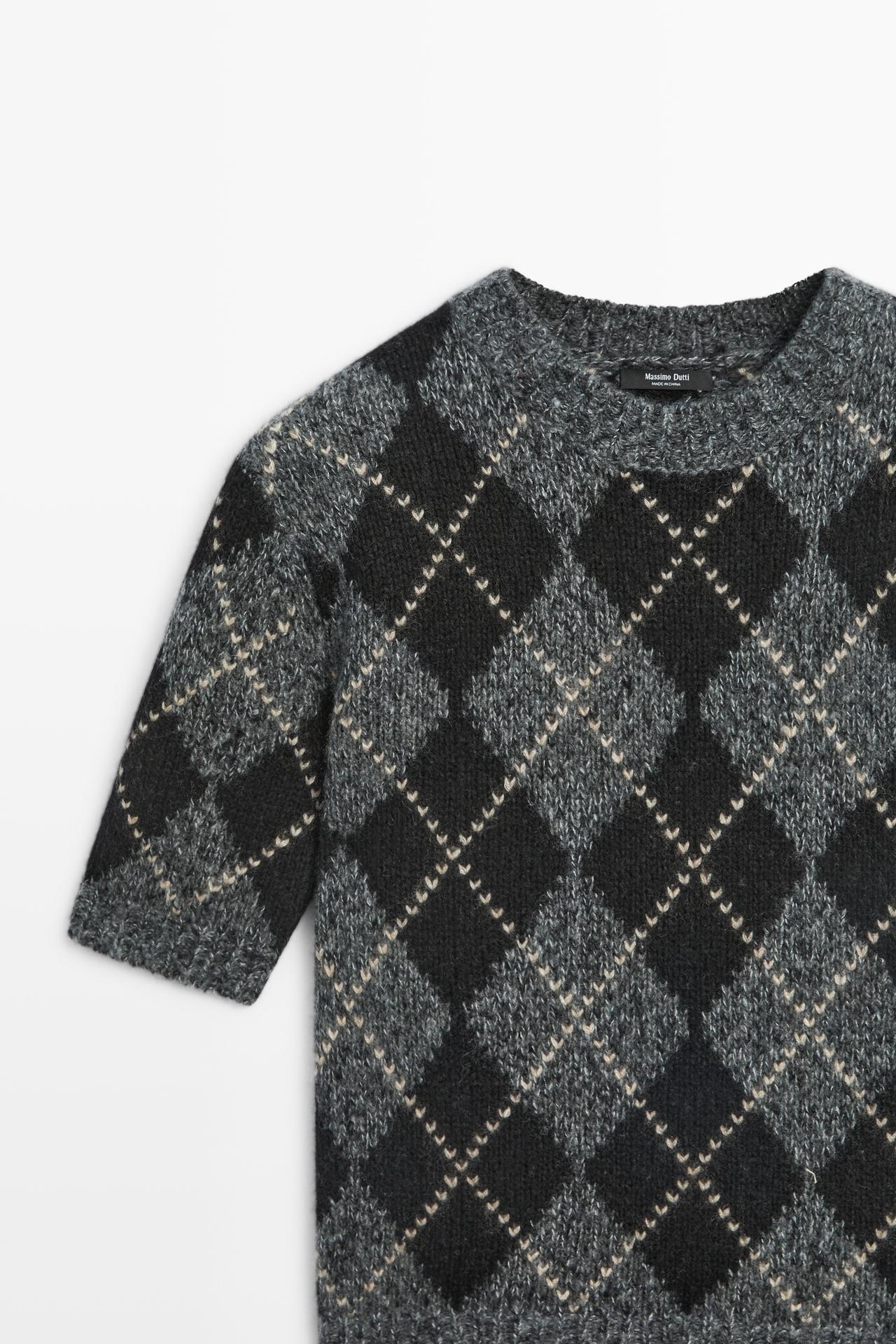 Cashmere-blend short sleeve argyle knit sweater — GREY