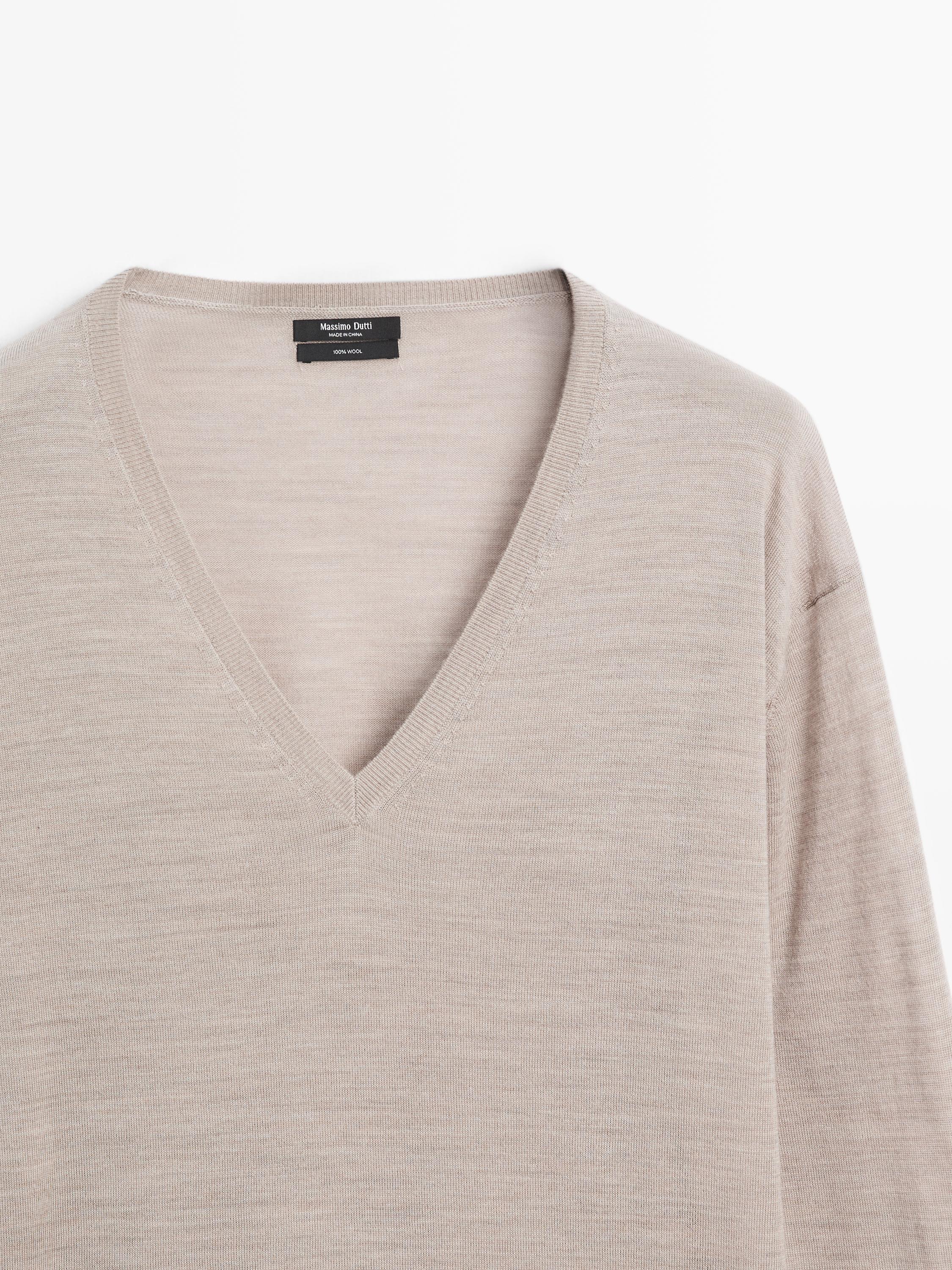100% wool V-neck knit sweater — MINK