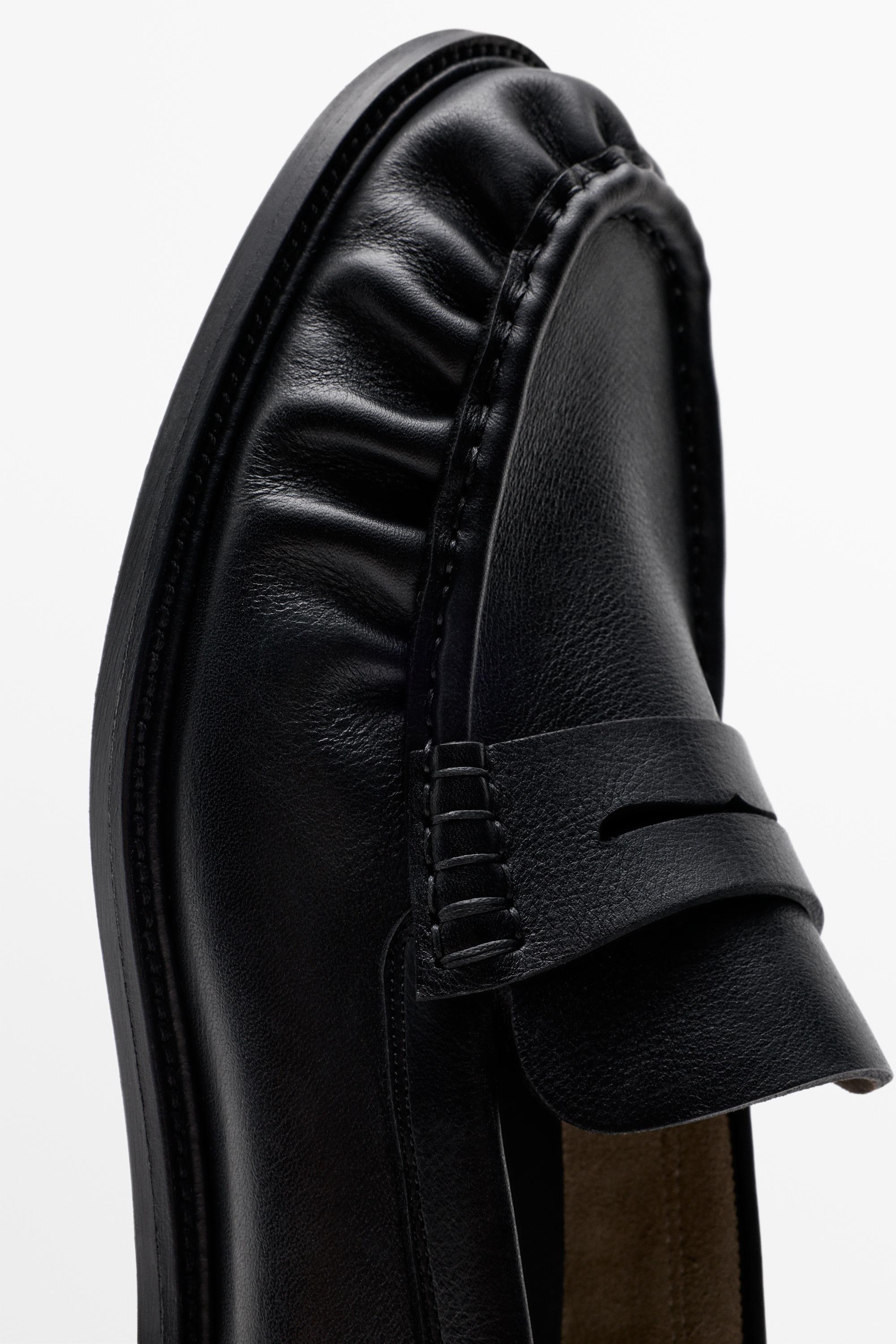 Shirred split suede leather loafer — BLACK