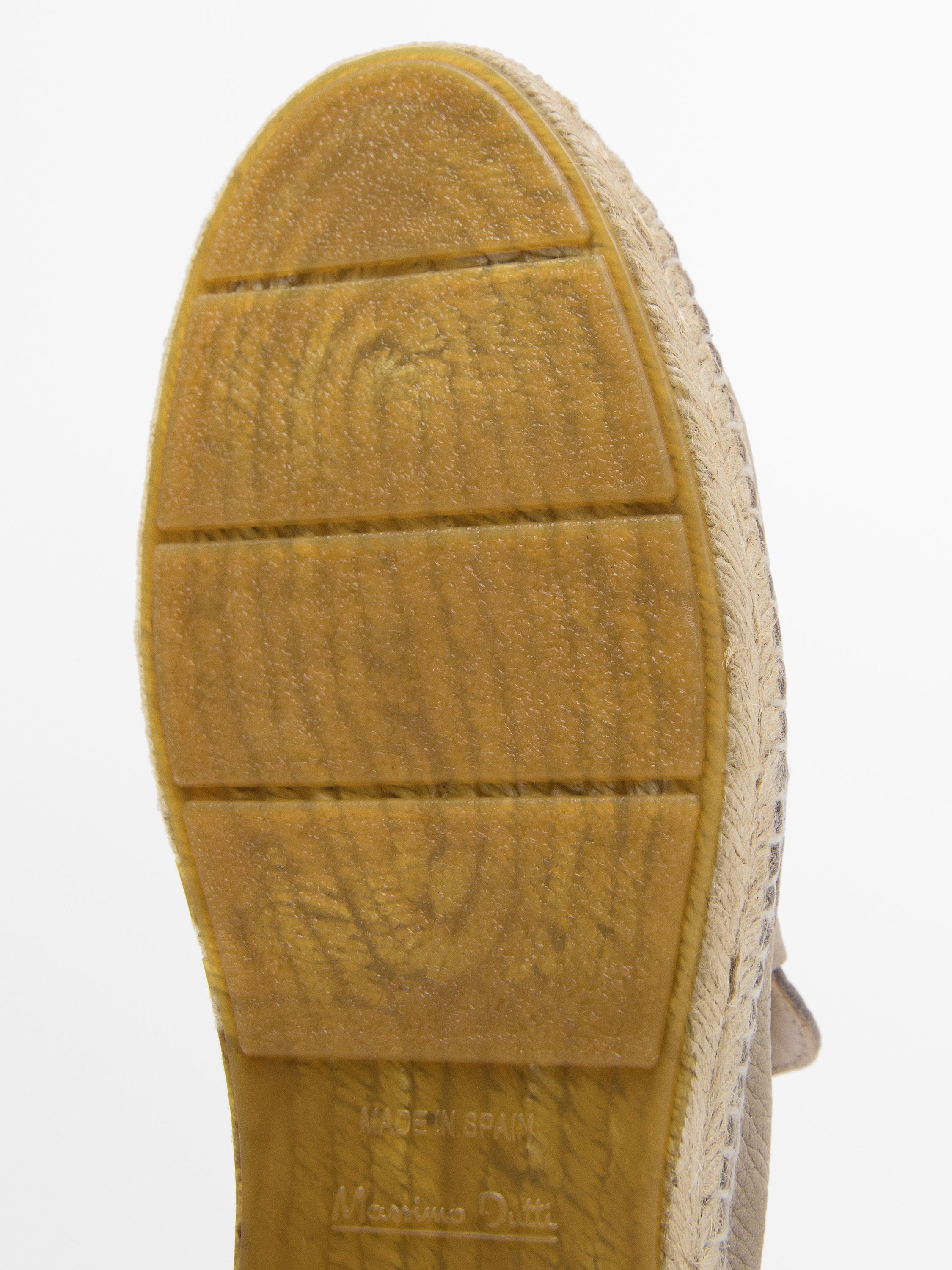 Nubuck penny strap espadrilles
