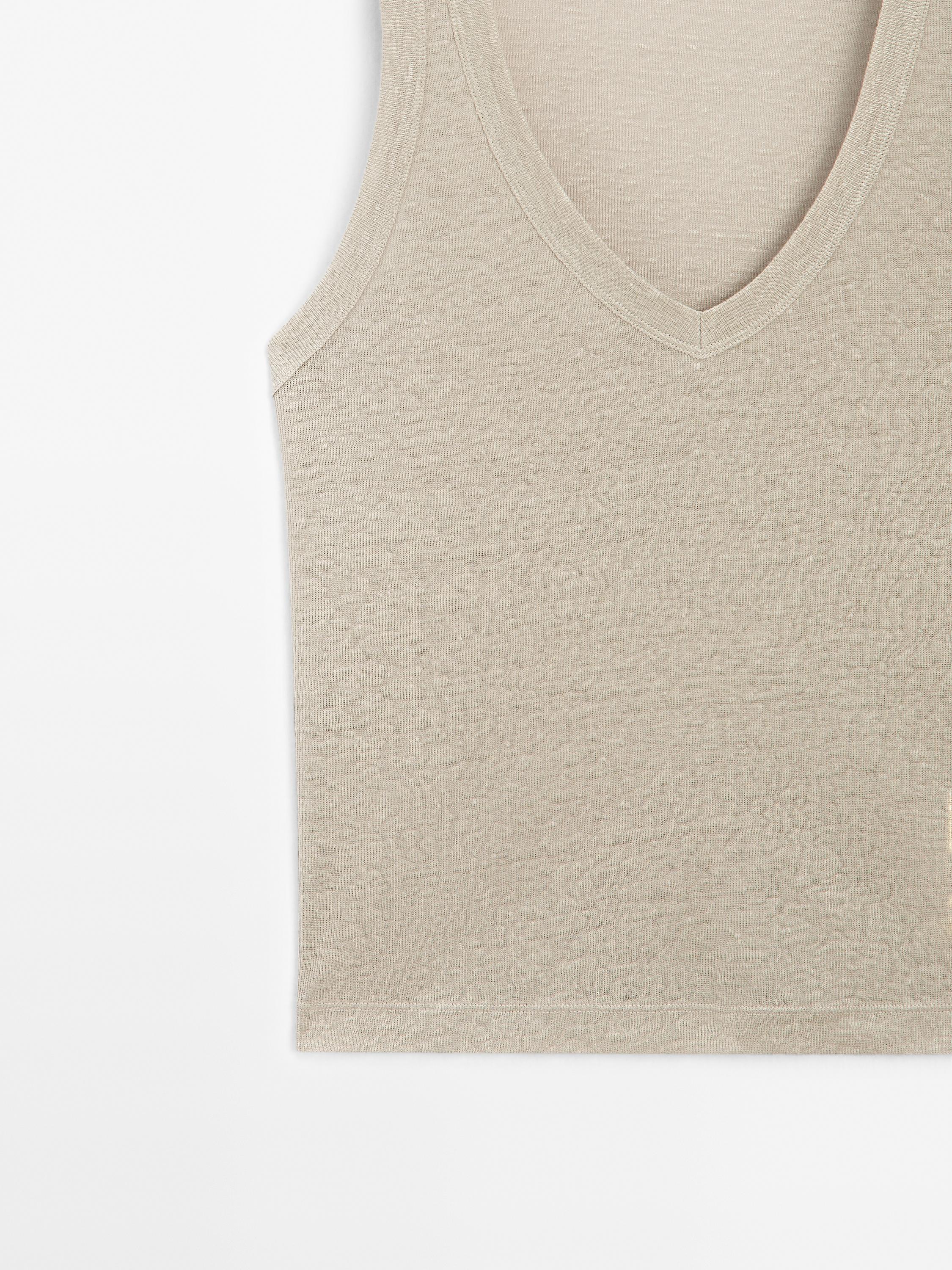 100% linen V-neck knit top