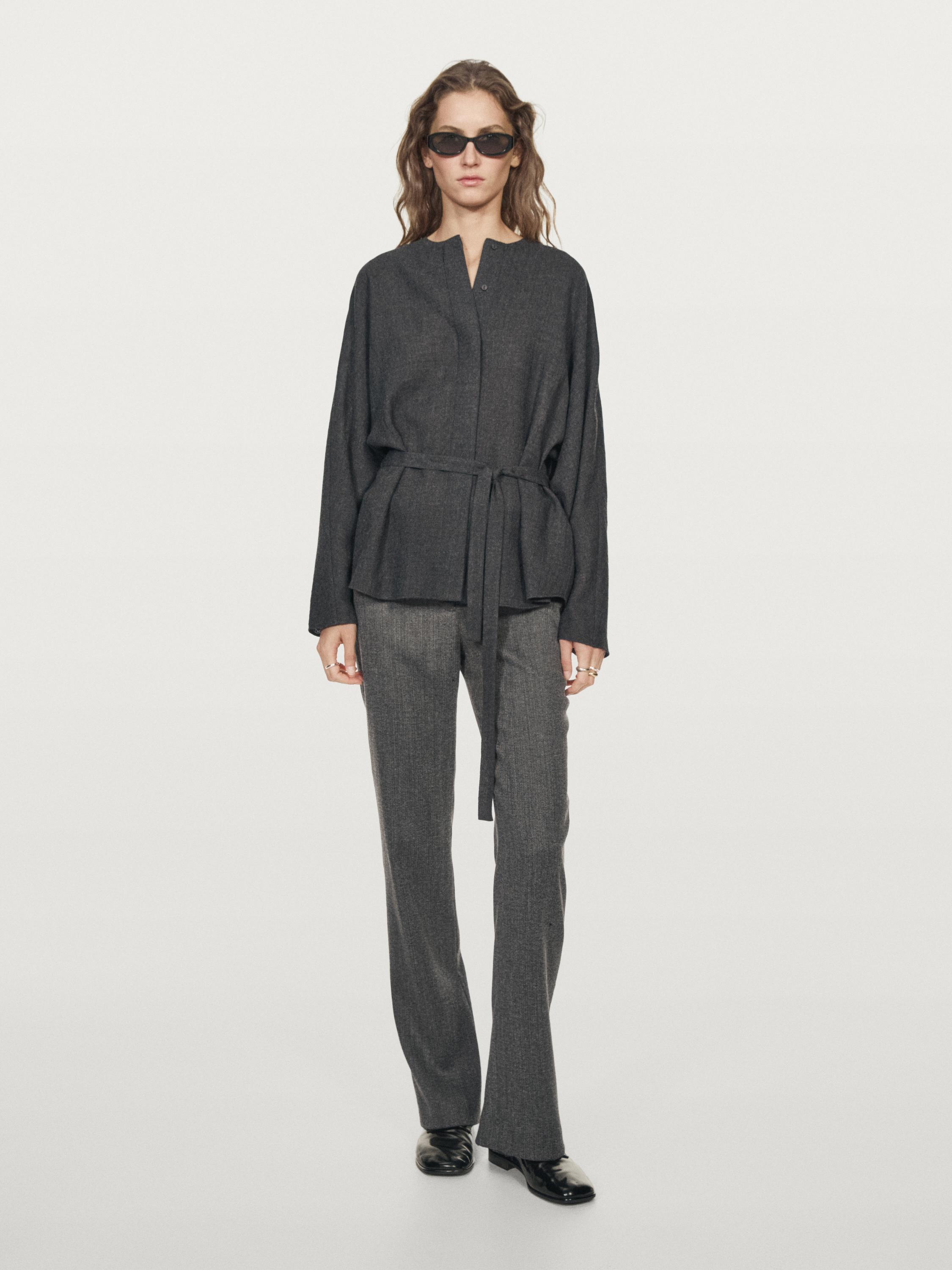 Hemd aus Wollmischgewebe mit Gürtel