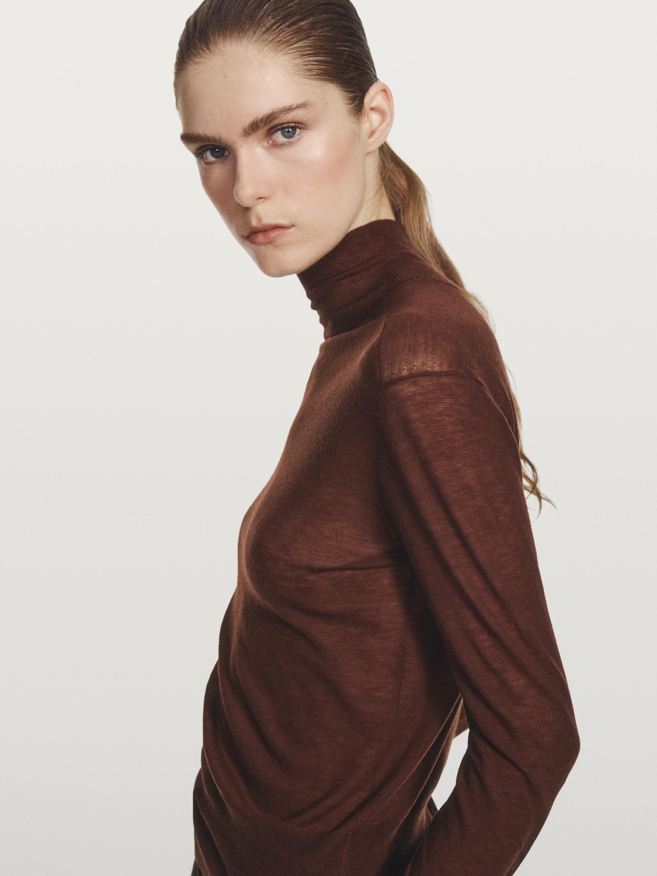 سويتر محاك صوف 100% بياقة عالية - STUDIO