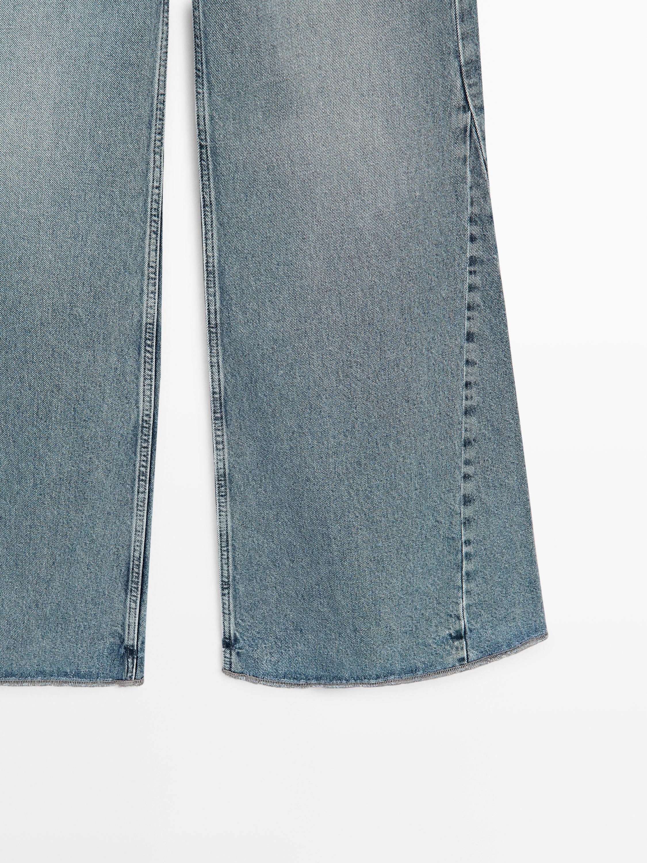 High-waist flare fit jeans — Light Blue