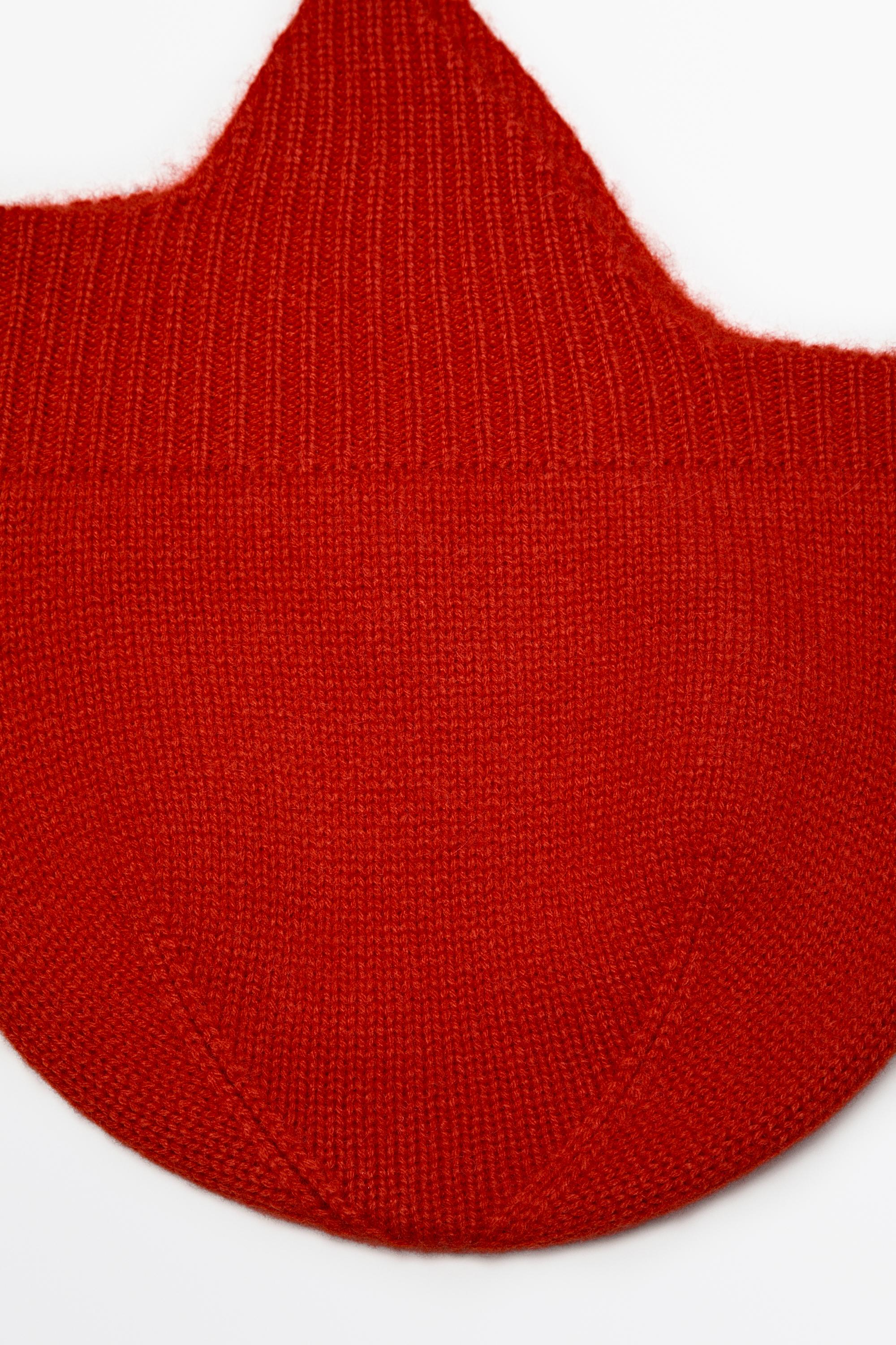 100% cashmere tie-detail beanie — RED