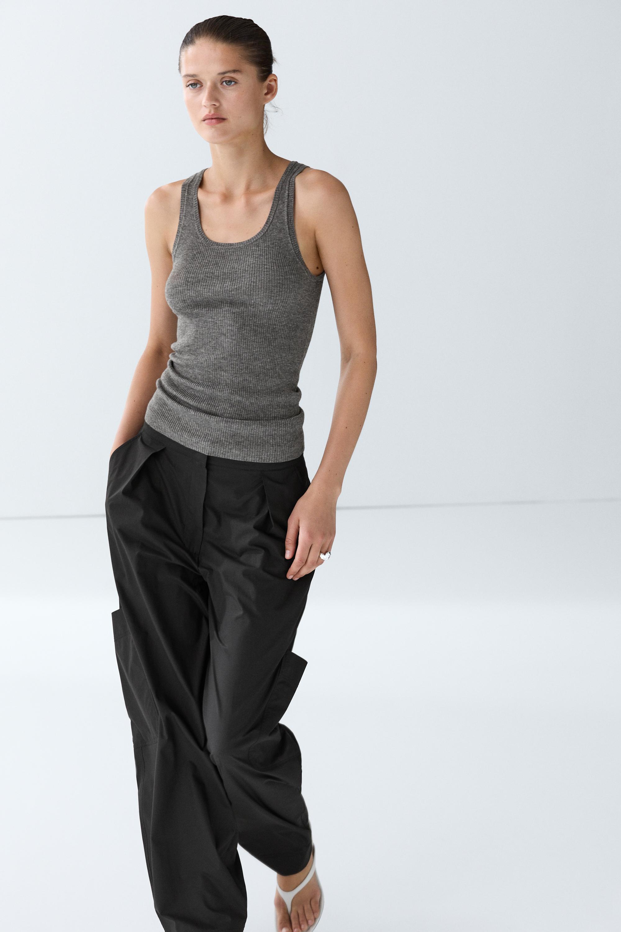Ribbed knit top — GREY