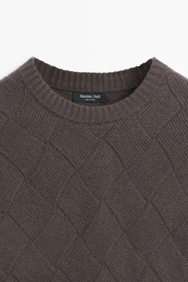 Wool blend knit sweater with diamond texture — BROWN 4