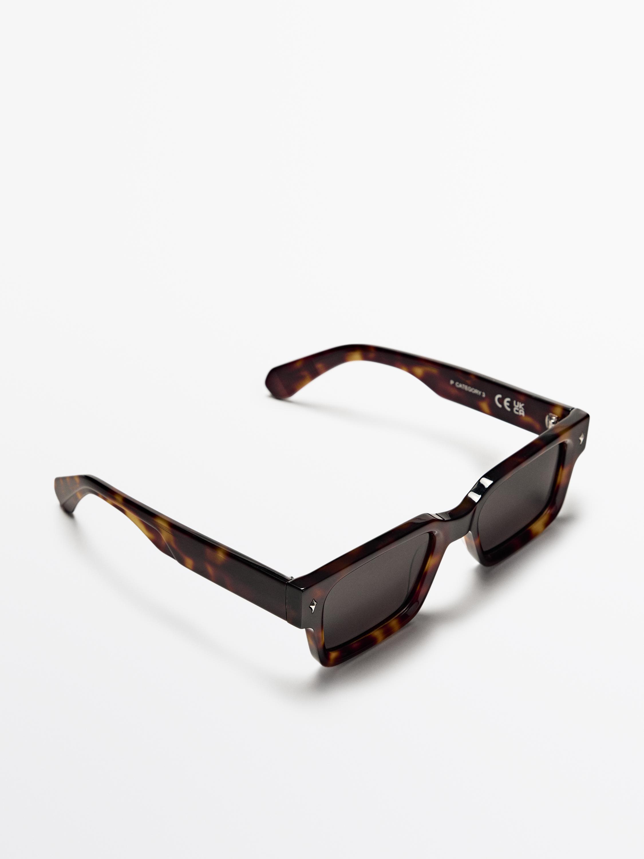 Rectangular sunglasses