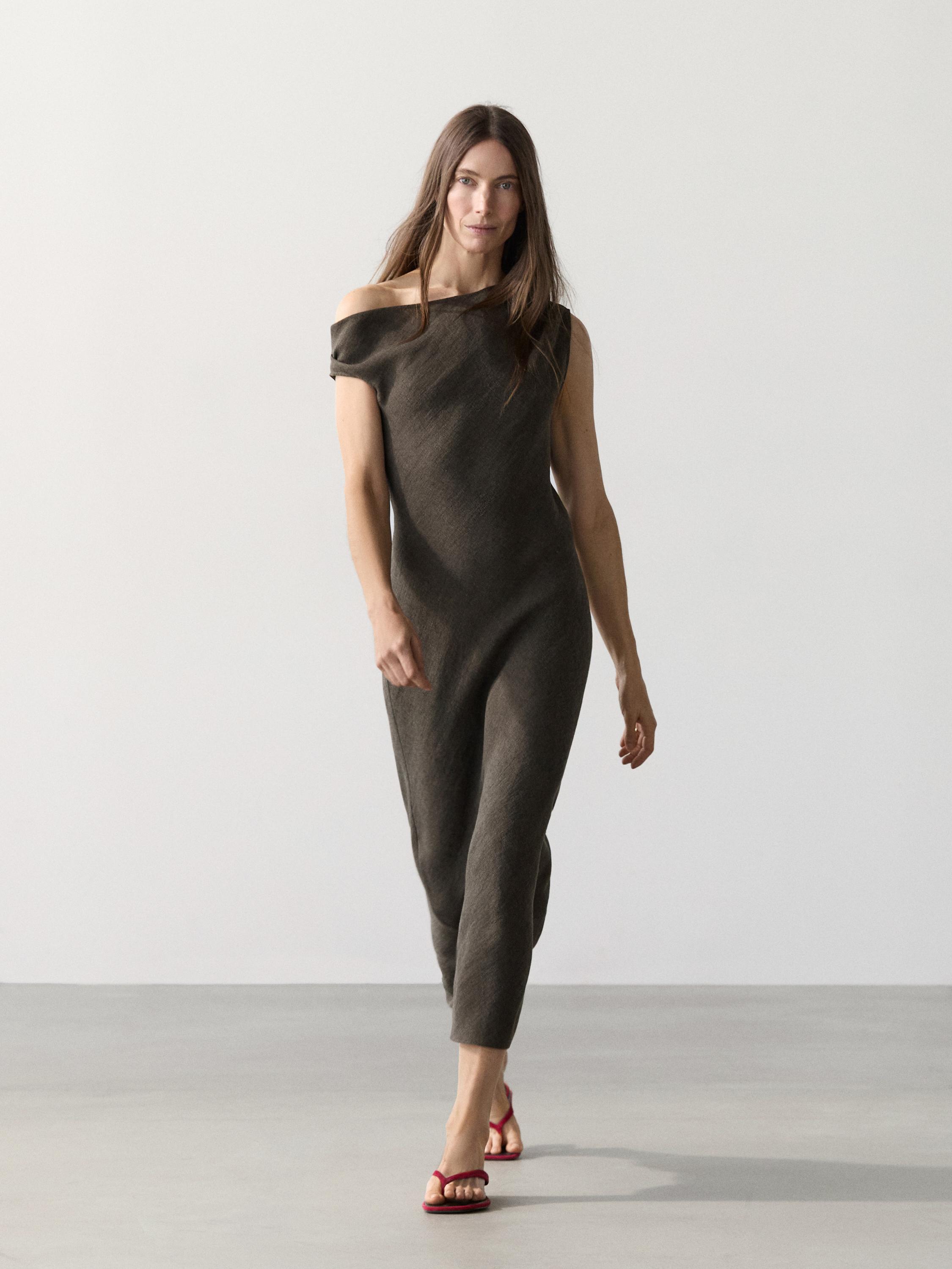 Midi dress with pleated shoulder detail — DARK GREY