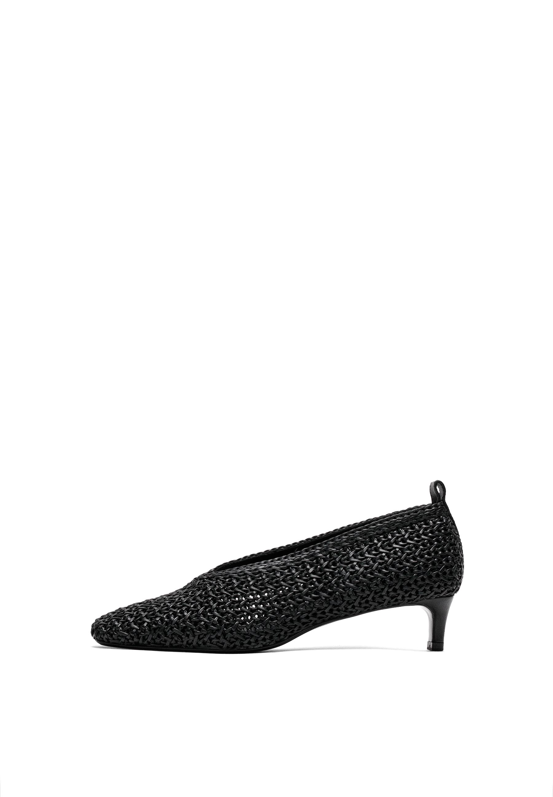 Braided leather heel shoes — BLACK
