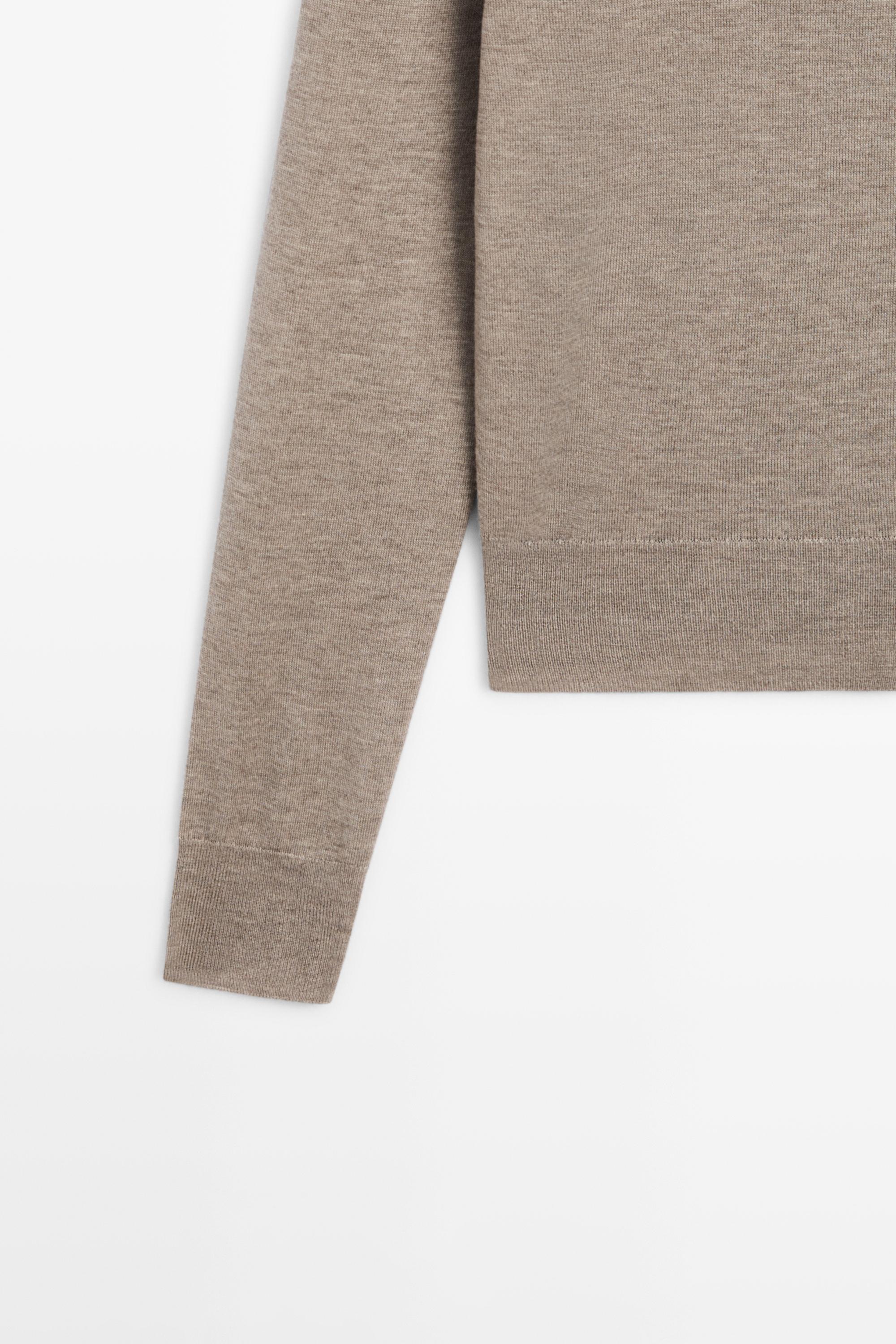 Buttoned mock turtleneck knit sweater — MEDIUM ECRU