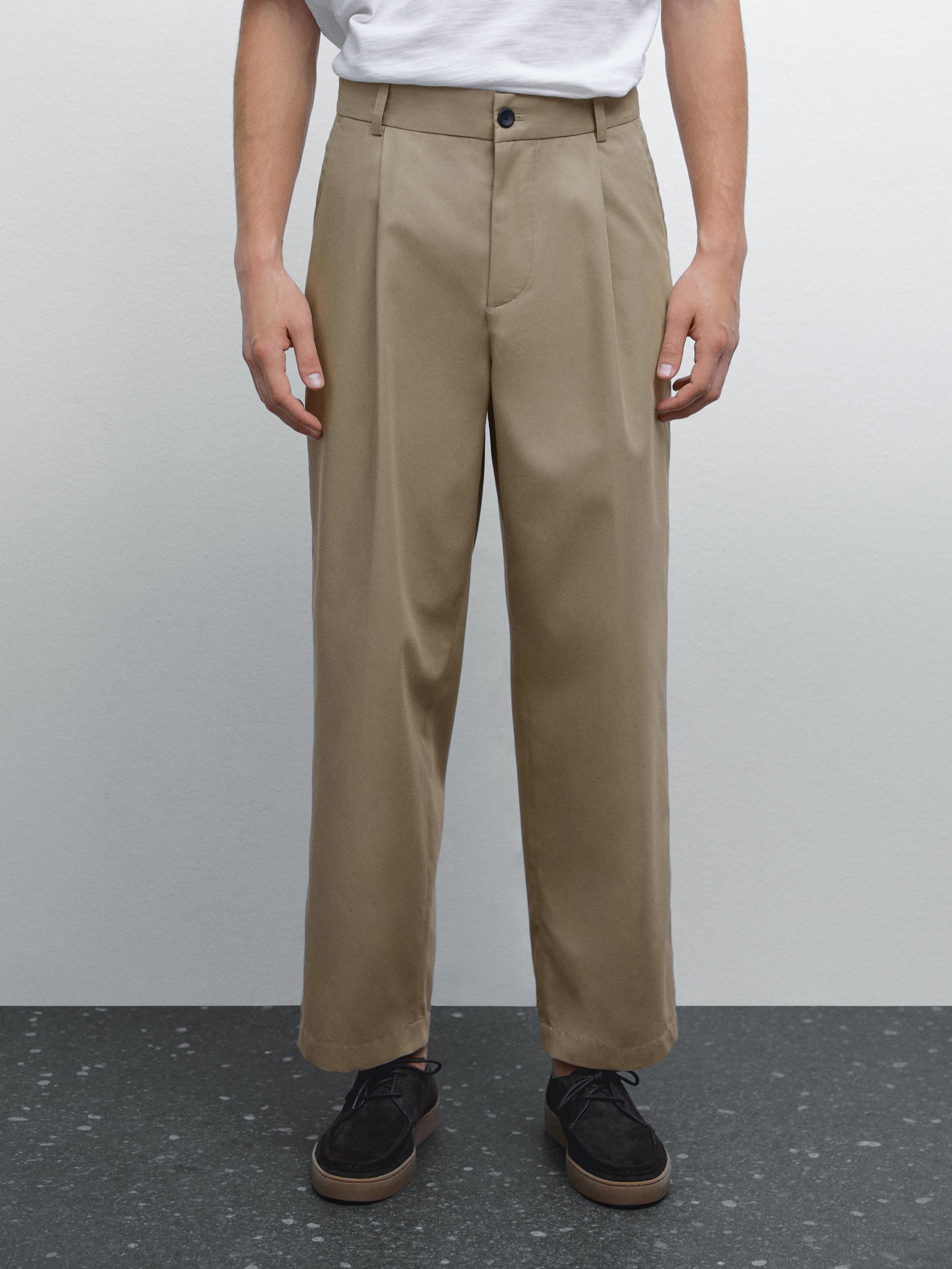 Hose im Relaxed-Fit mit Bundfalte