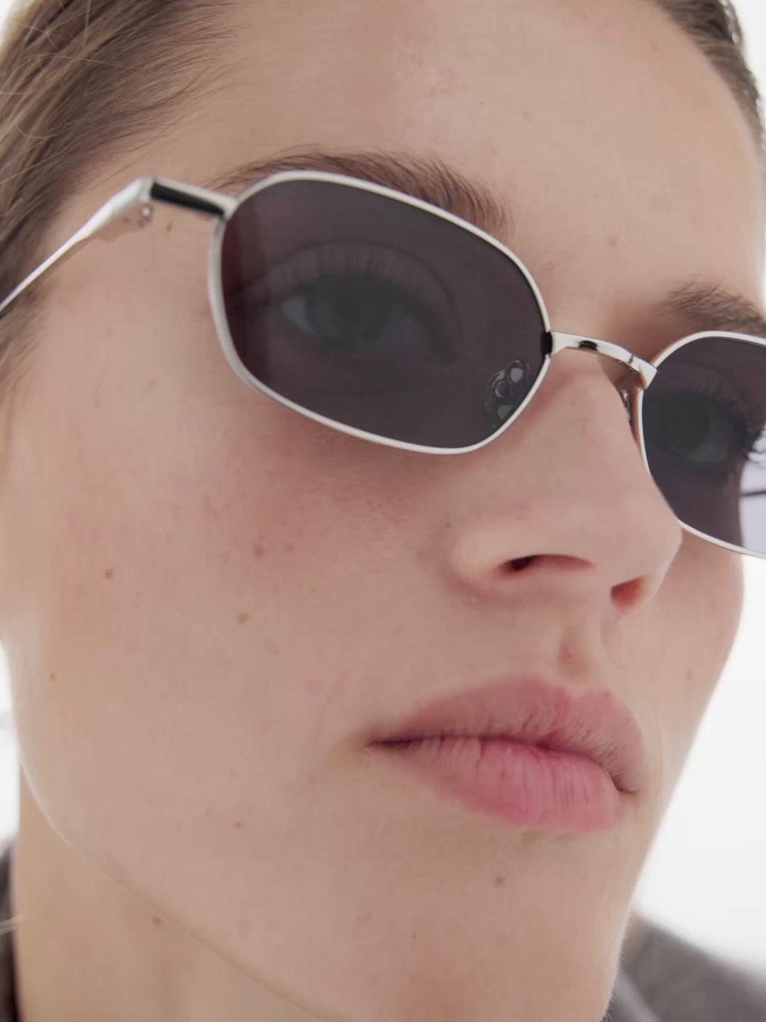 Hexagonal metal sunglasses