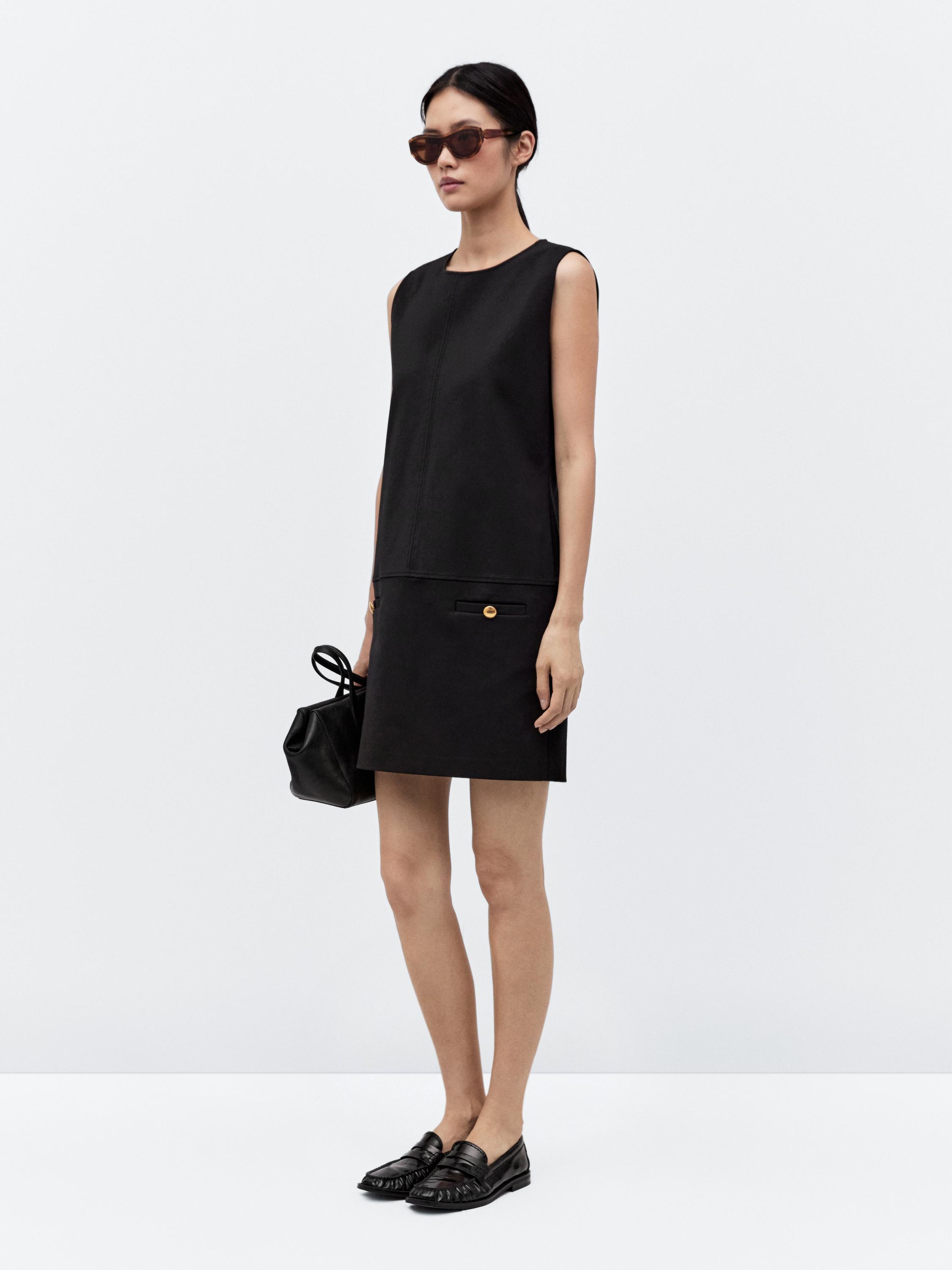 Short dress with button details