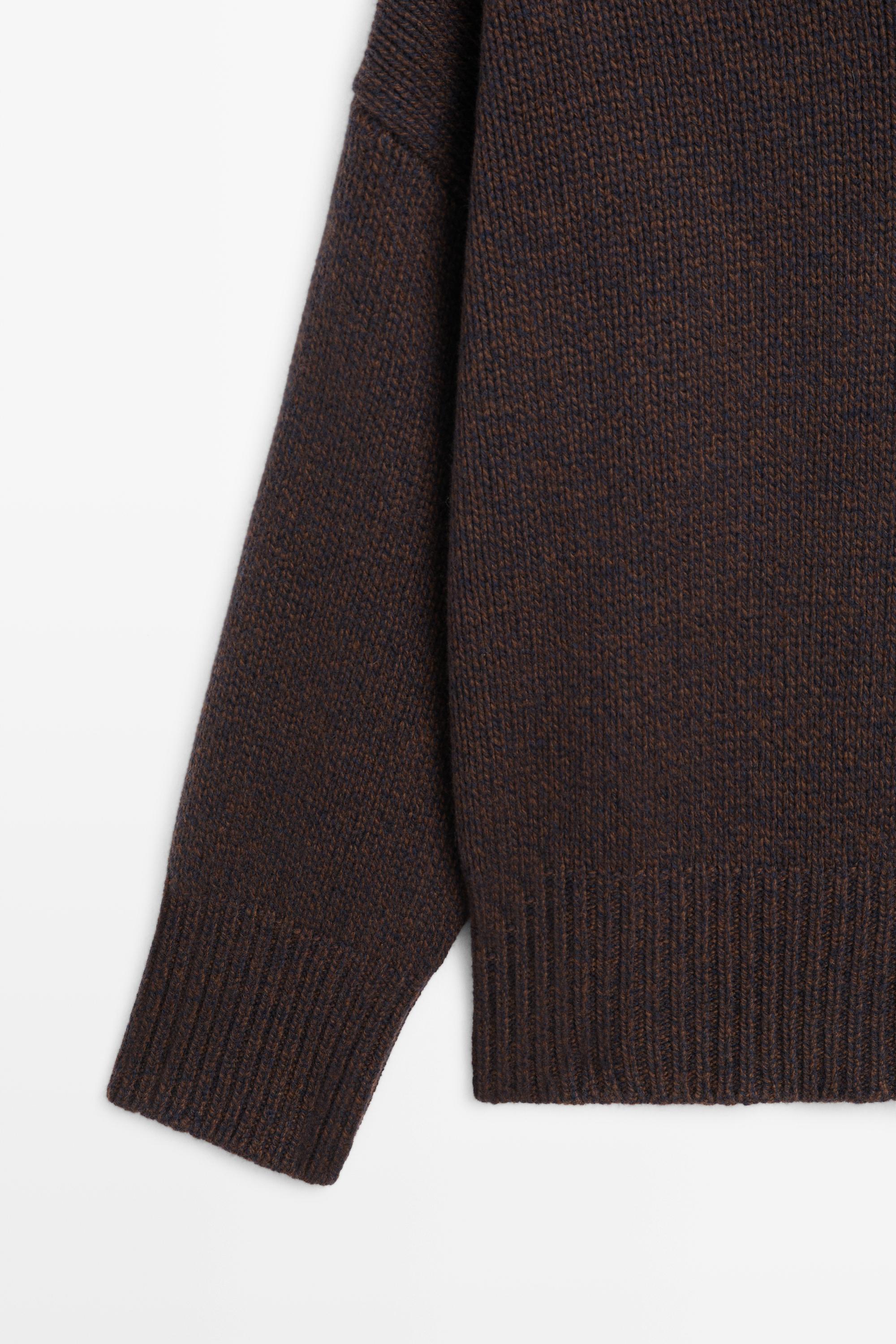 100% wool oversize knit sweater — BROWN