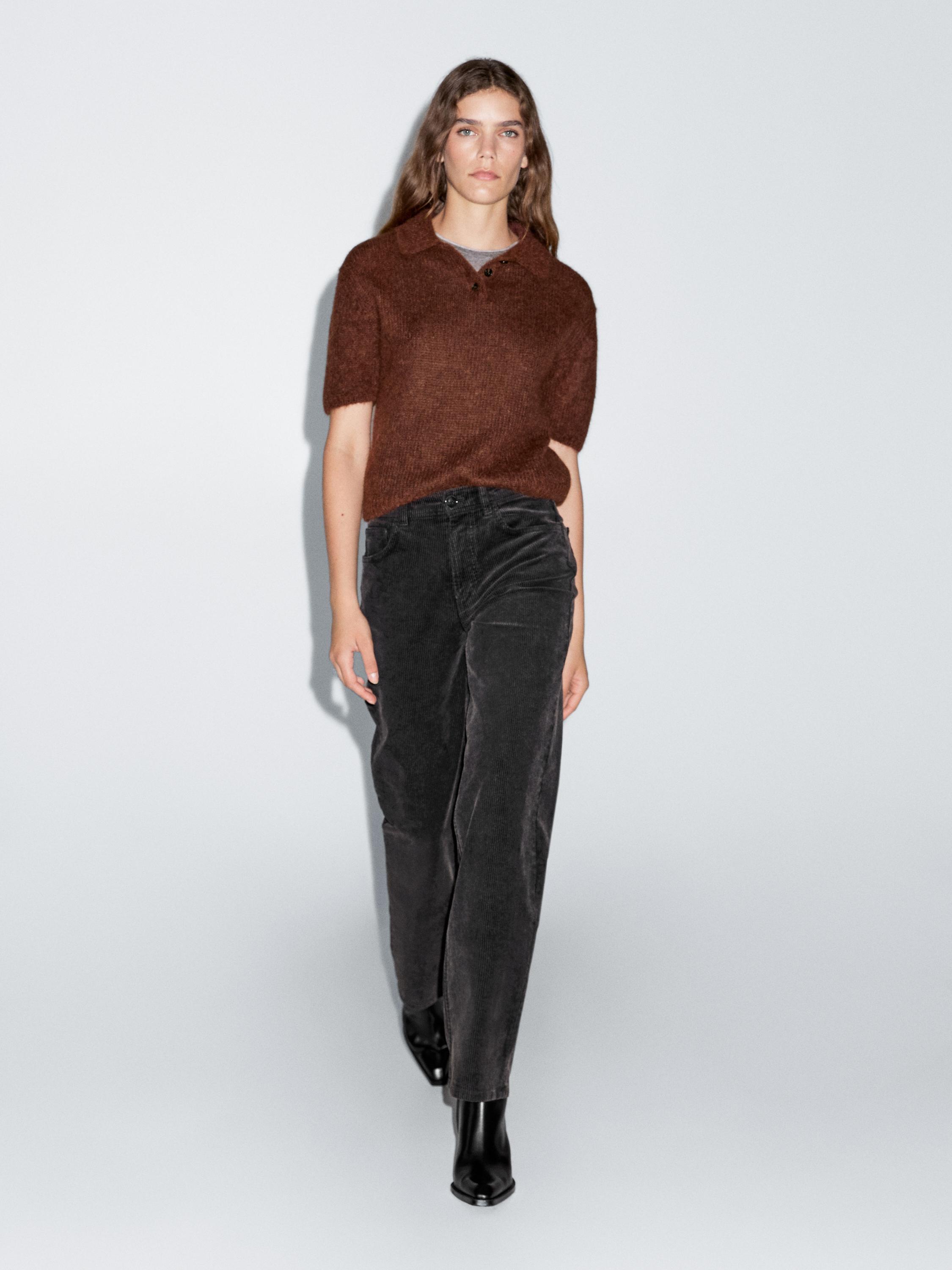 Velveta bikses ar taisnām starām un sēra balinājuma efektu