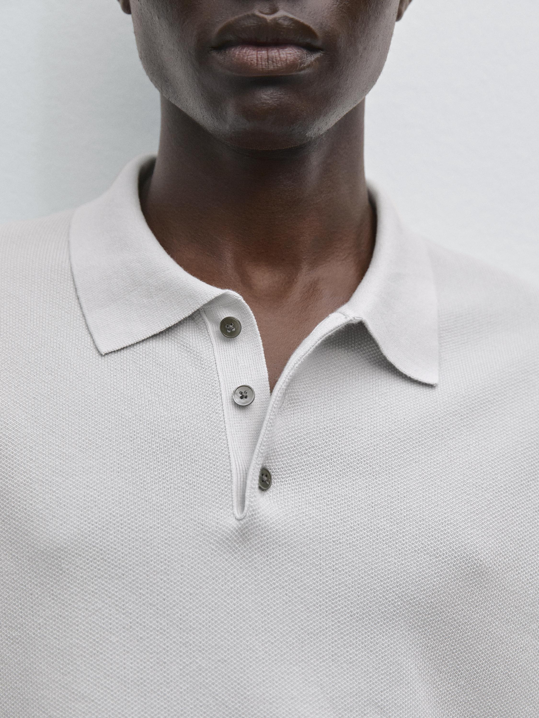 Polo de malha com estrutura 100% algodão