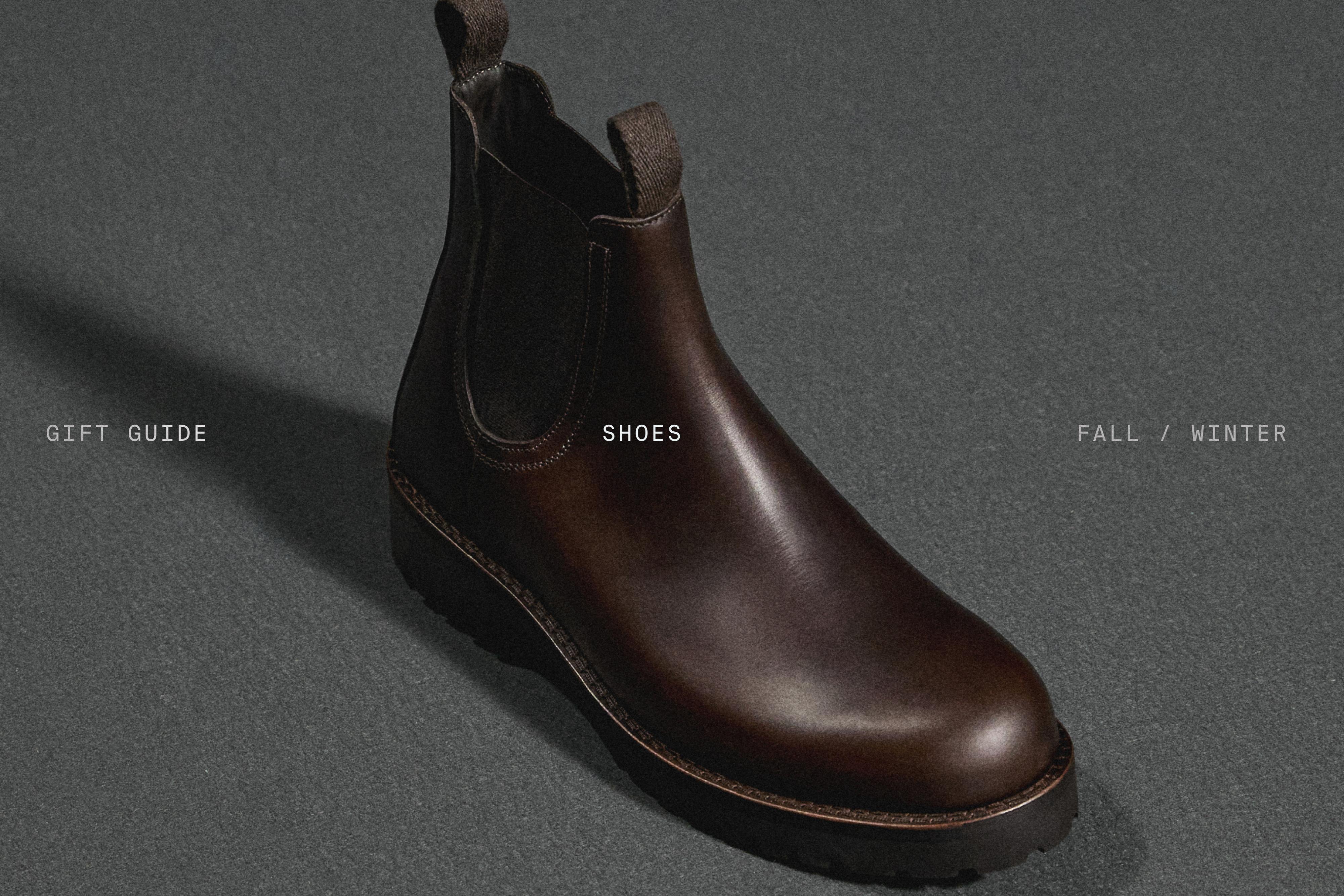 Split leather Chelsea boots