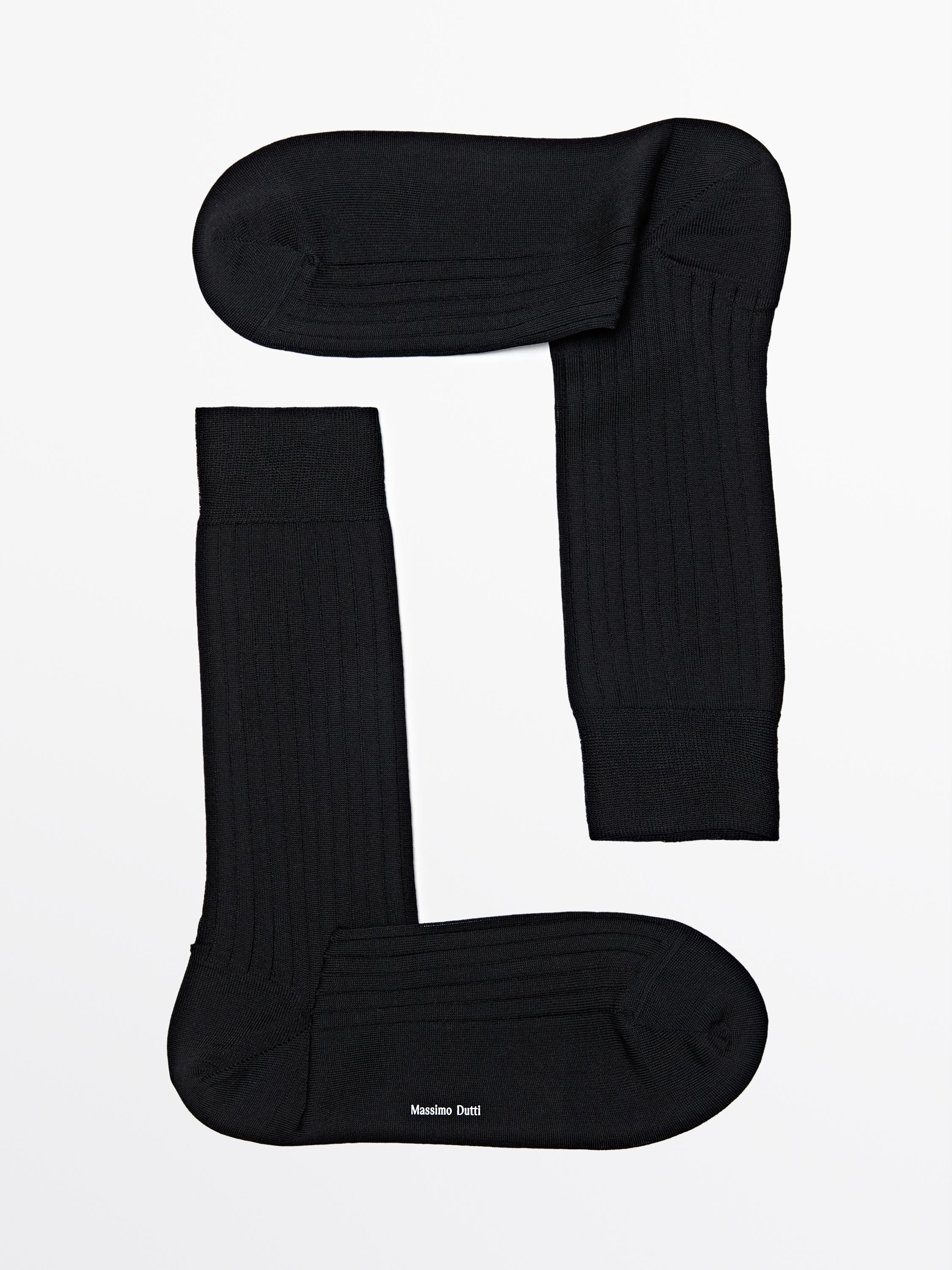 Ribbed smart socks — BLACK