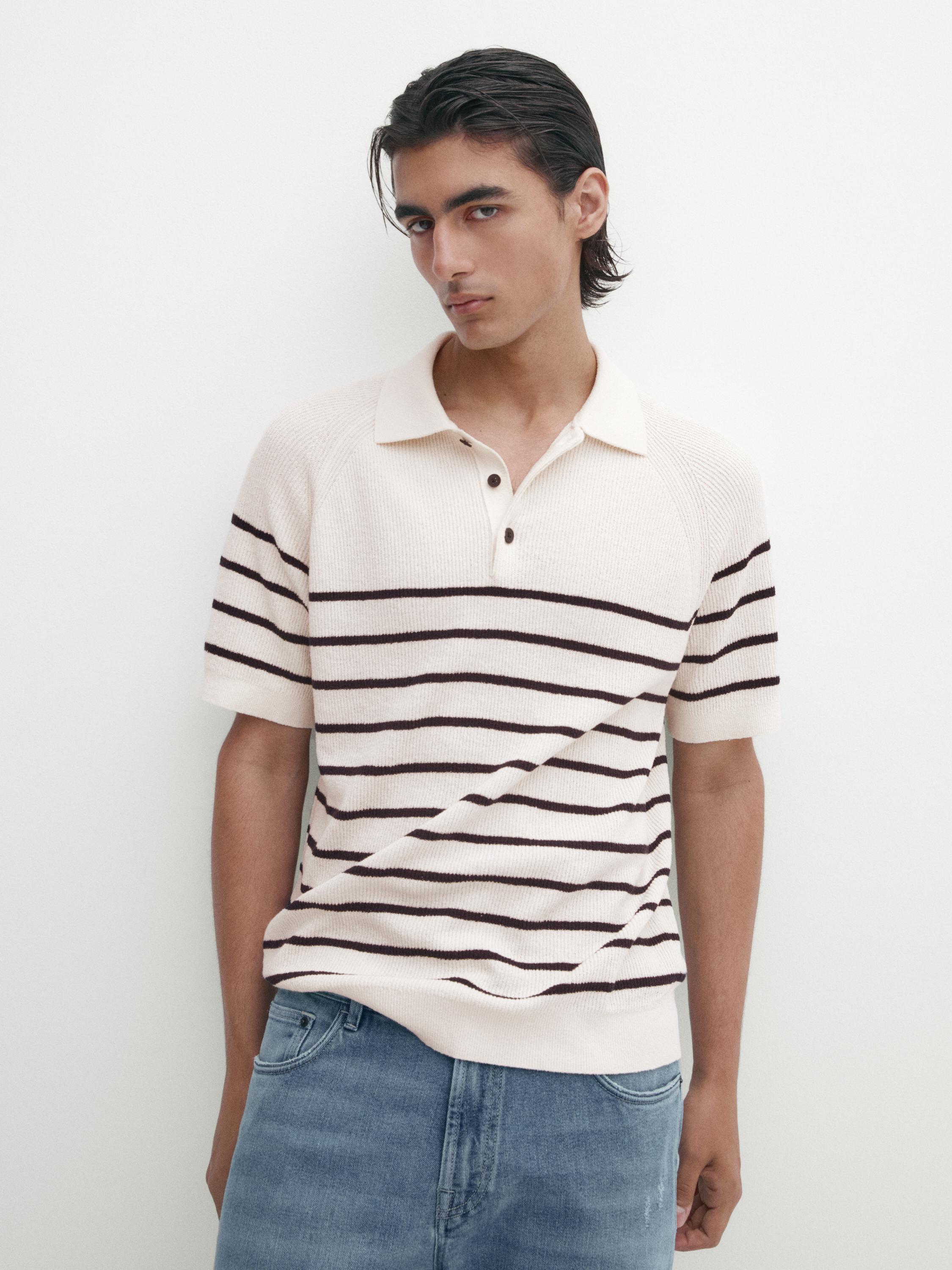 Short sleeve knit polo shirt