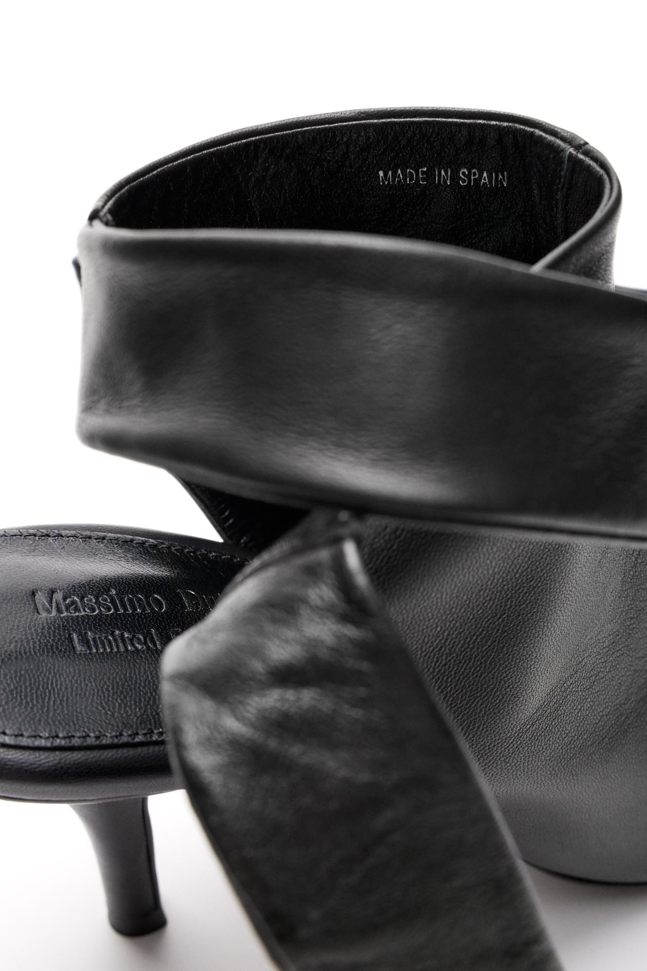 Laced heel shoe - LIMITED EDITION — BLACK