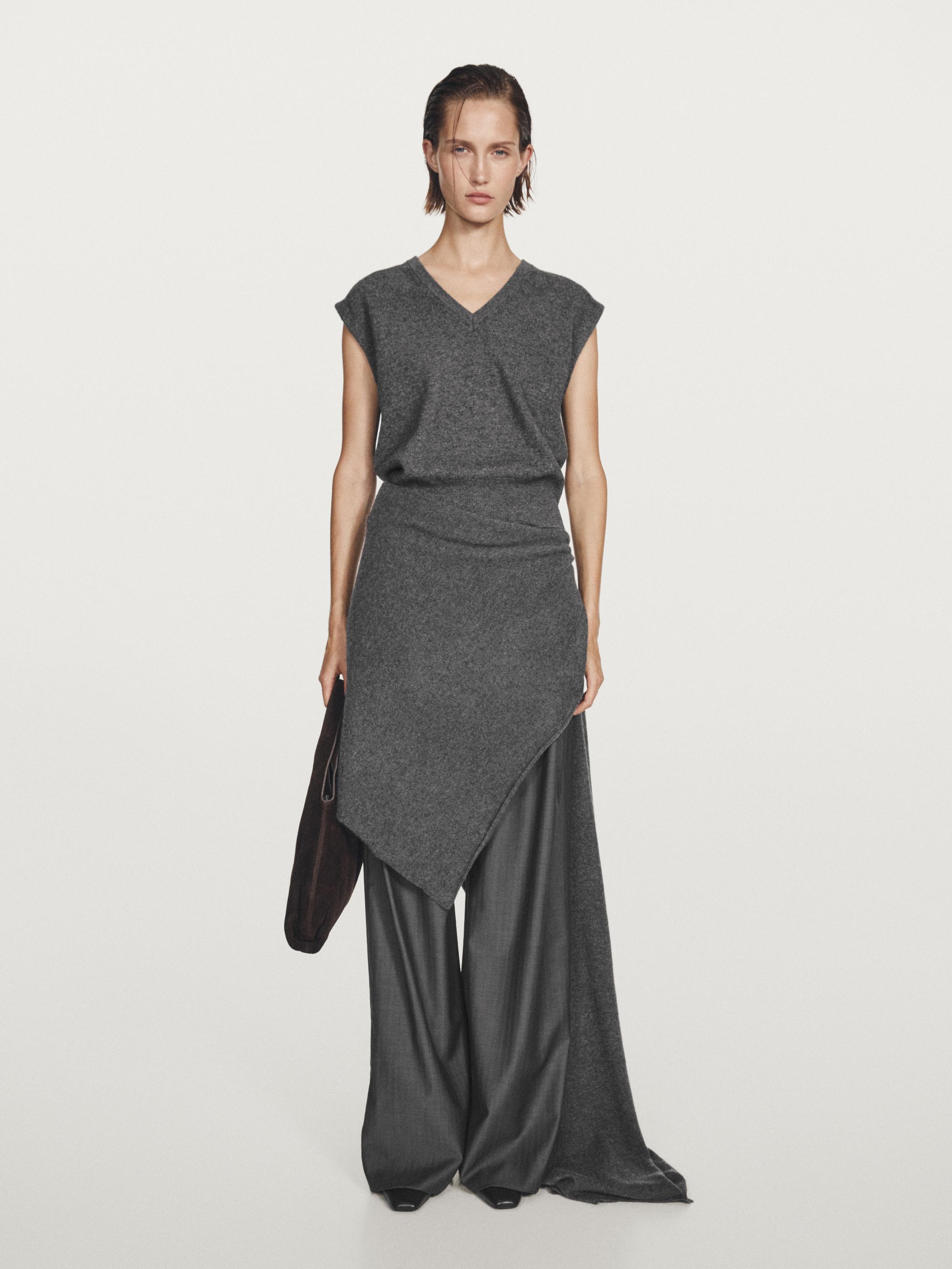 V-neck knit vest