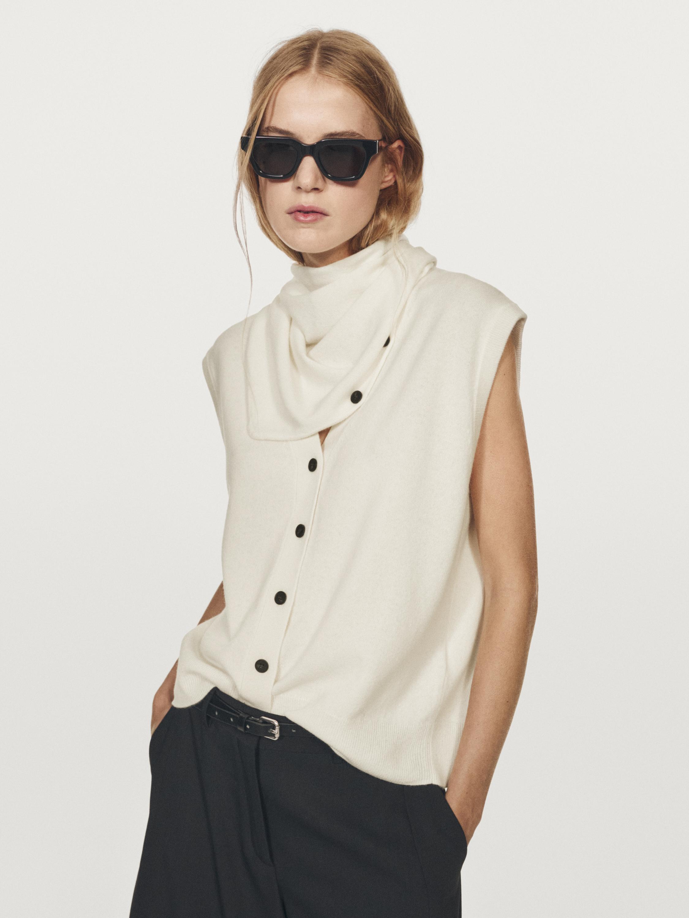100% wool waistcoat with scarf detail