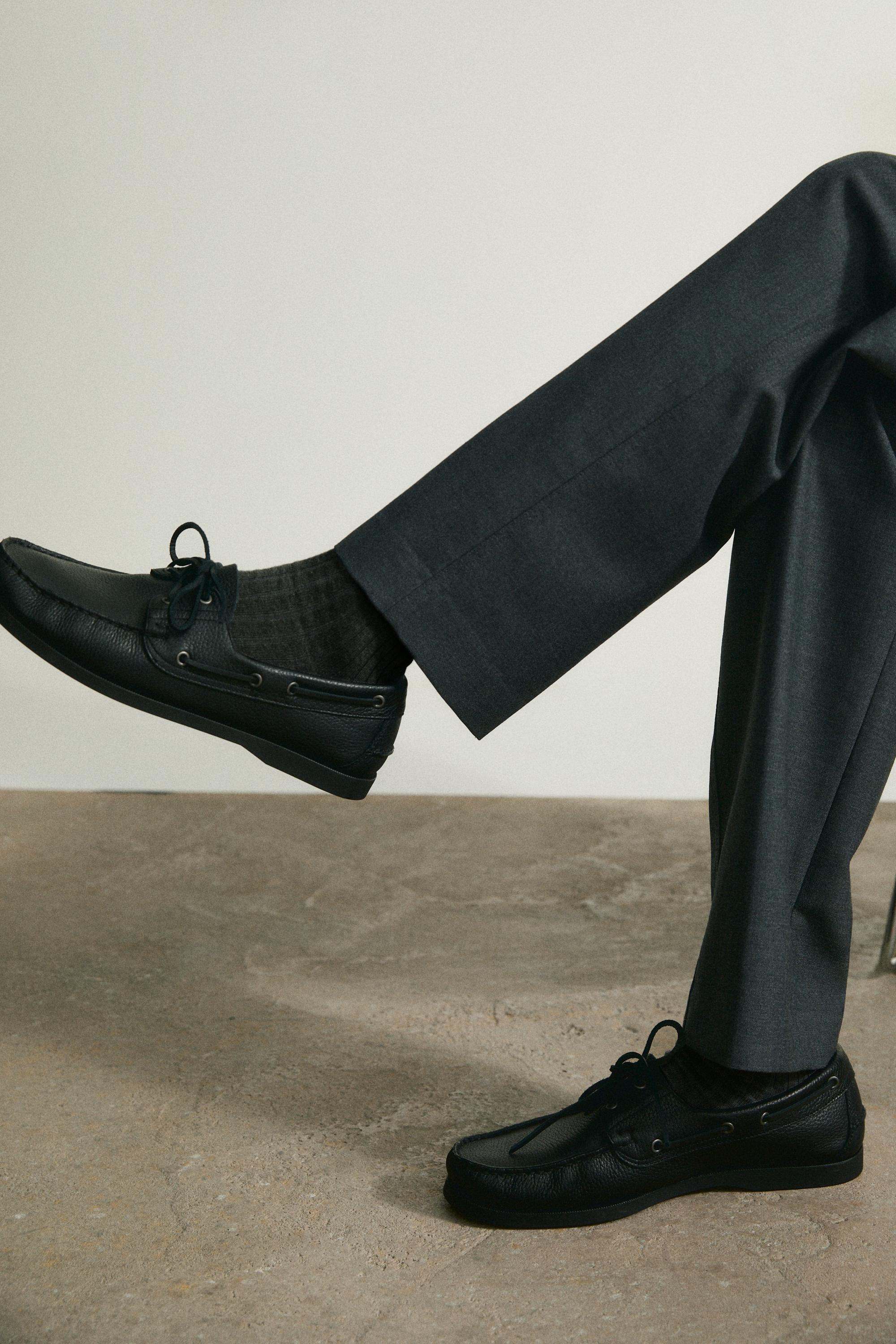 Leather boat shoe — BLACK