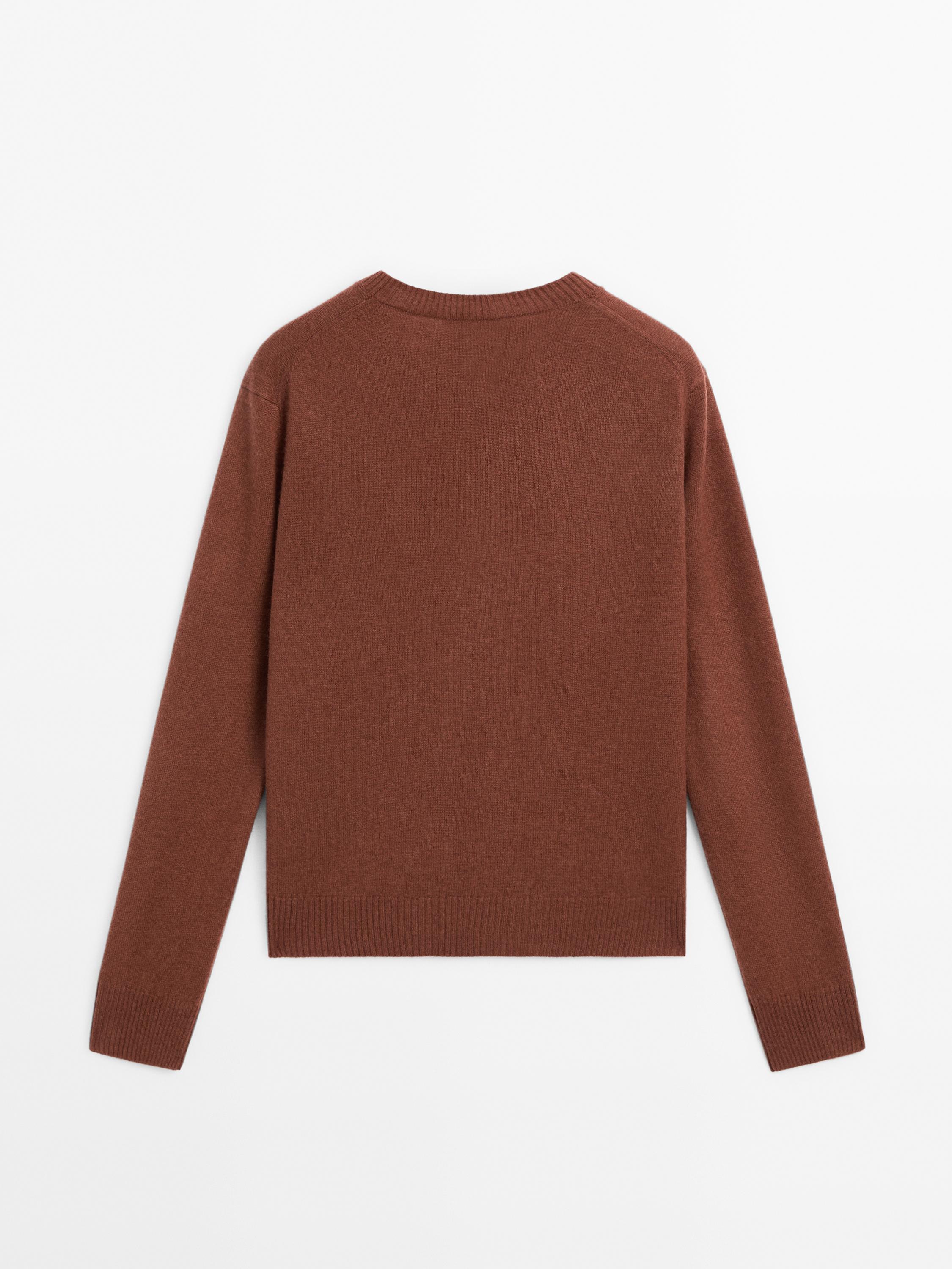 100% cashmere knit sweater