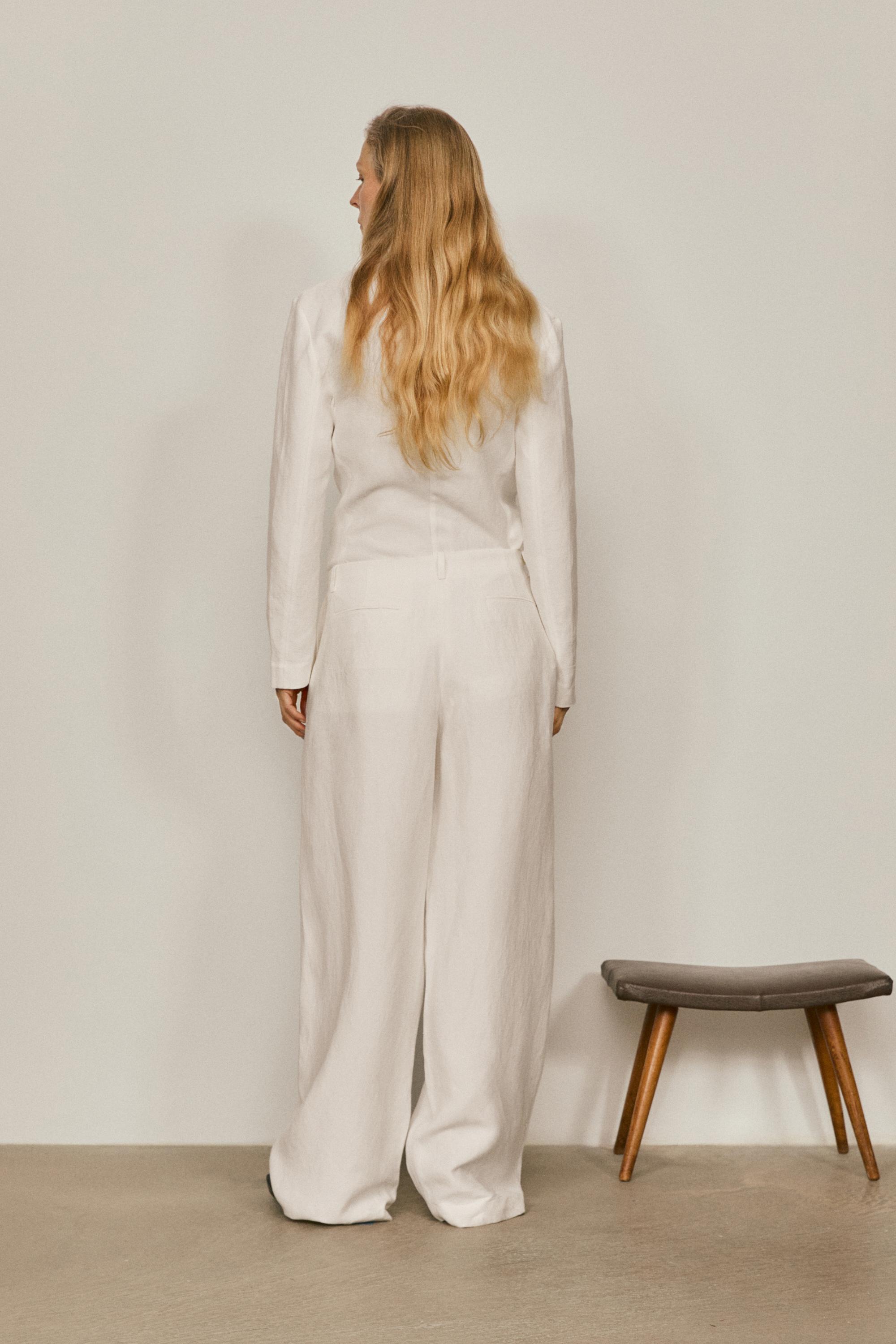 Flowing linen blend trousers with darts - LIMITED EDITION — Off white