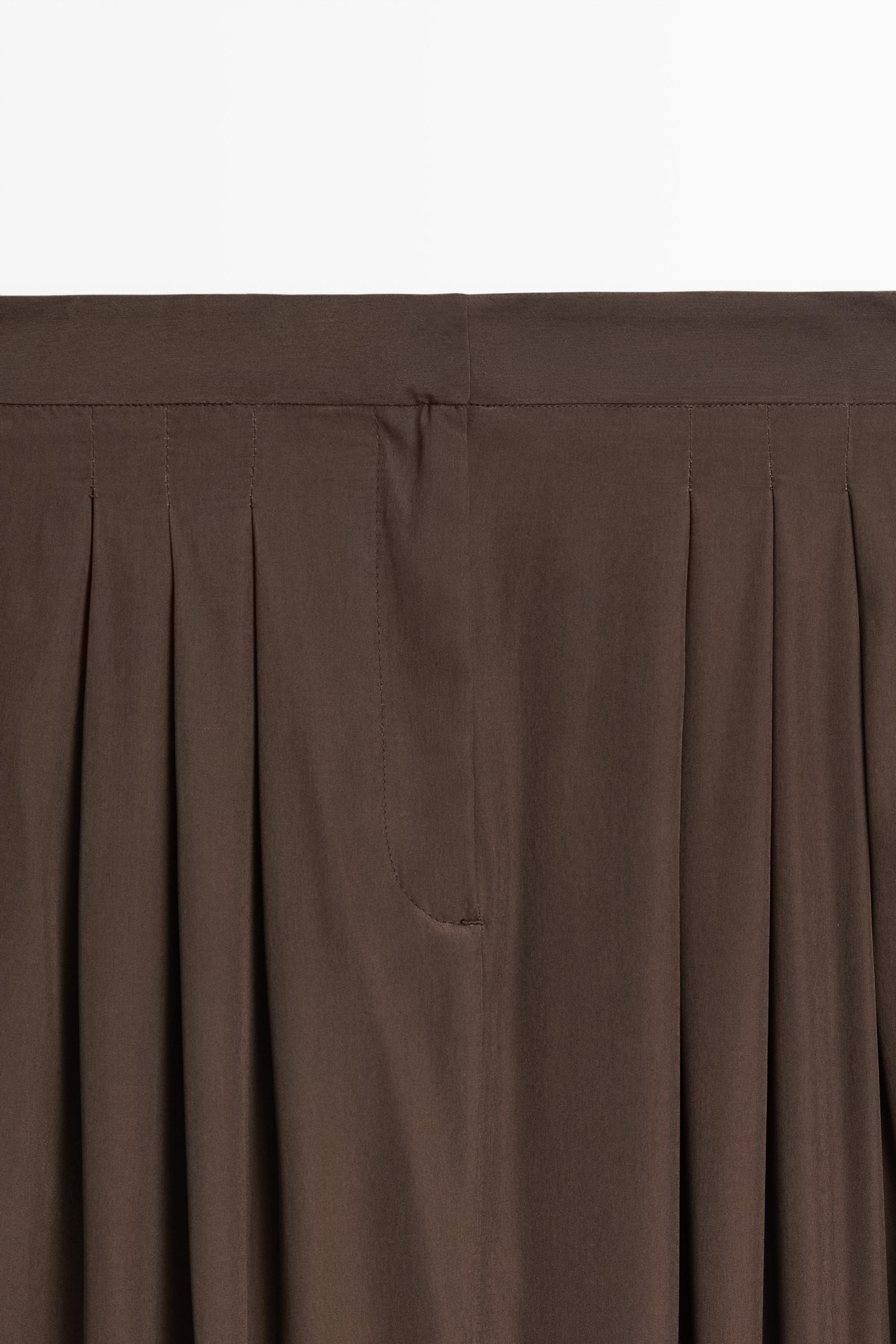 Flowing pleated midi skirt — BROWN