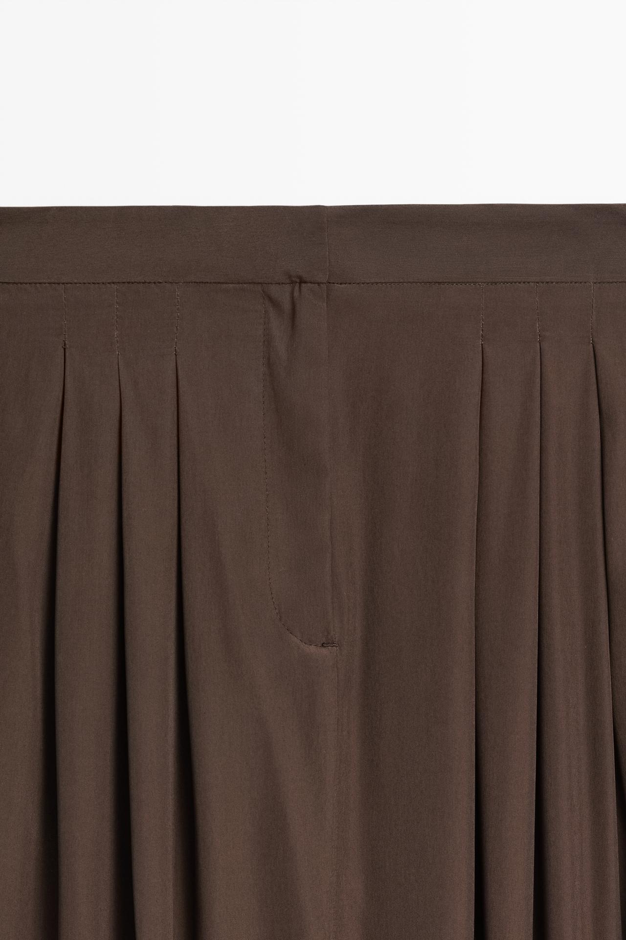 Flowing midi skirt with pleat detail — BROWN