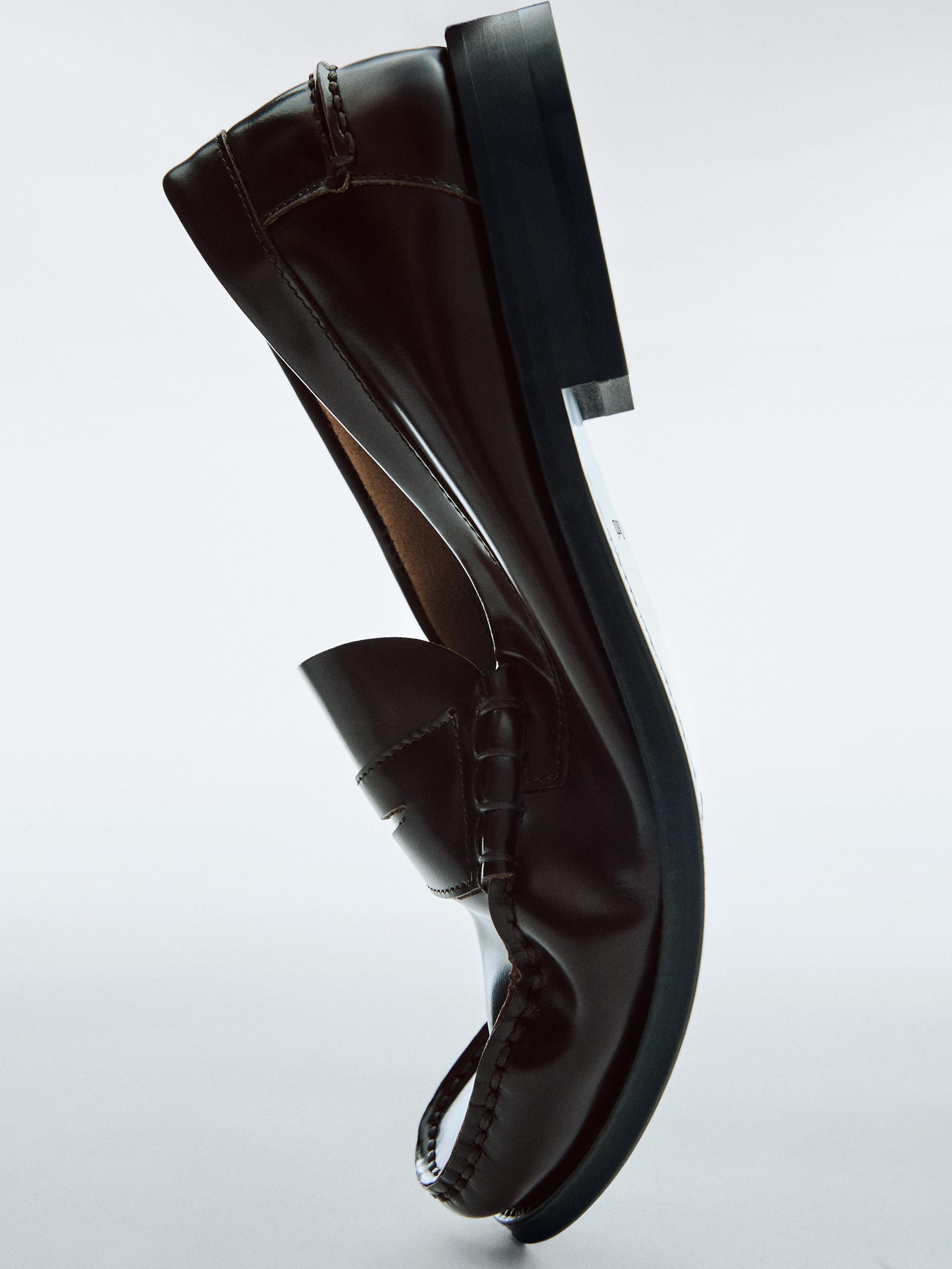 Leather loafers with penny strap — BROWN