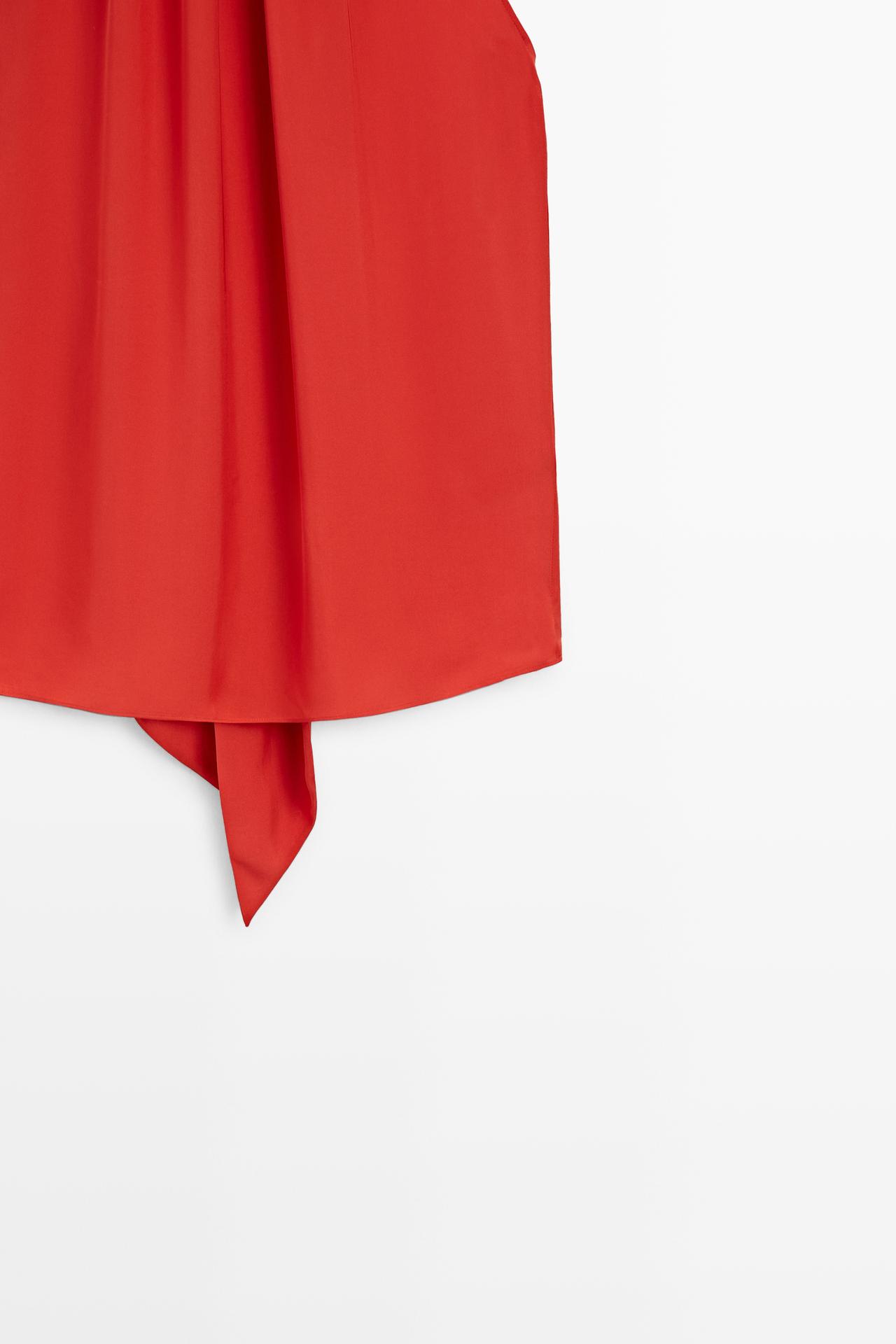 Flowy halter top with tie detail — ORANGE