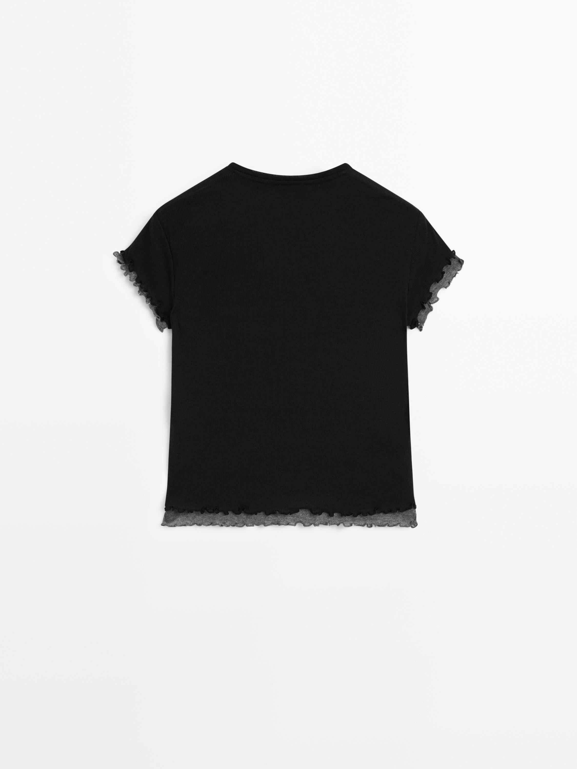 Double-layer T-shirt with wavy ribbed detail