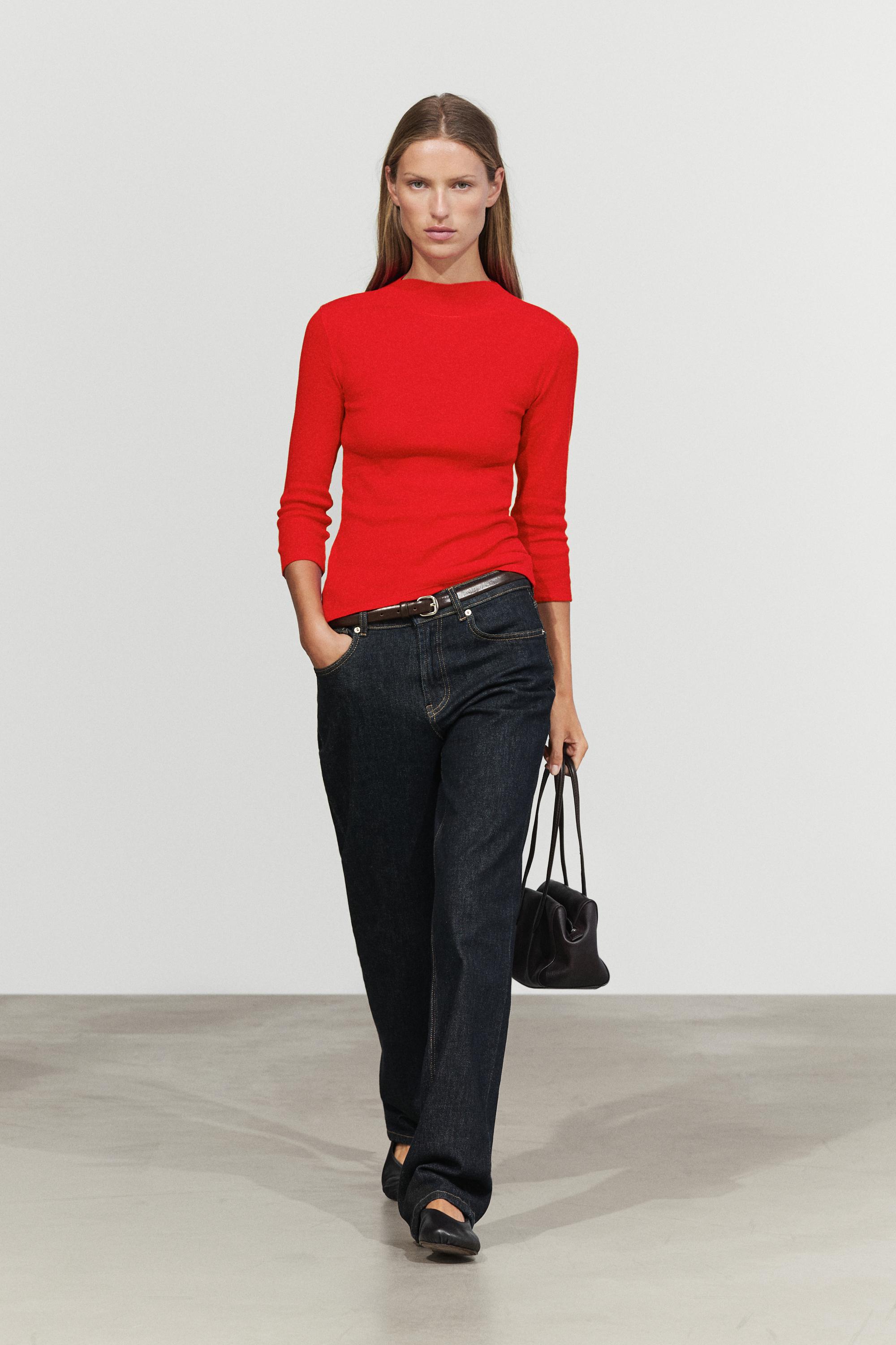 Mock neck elbow-sleeve T-shirt