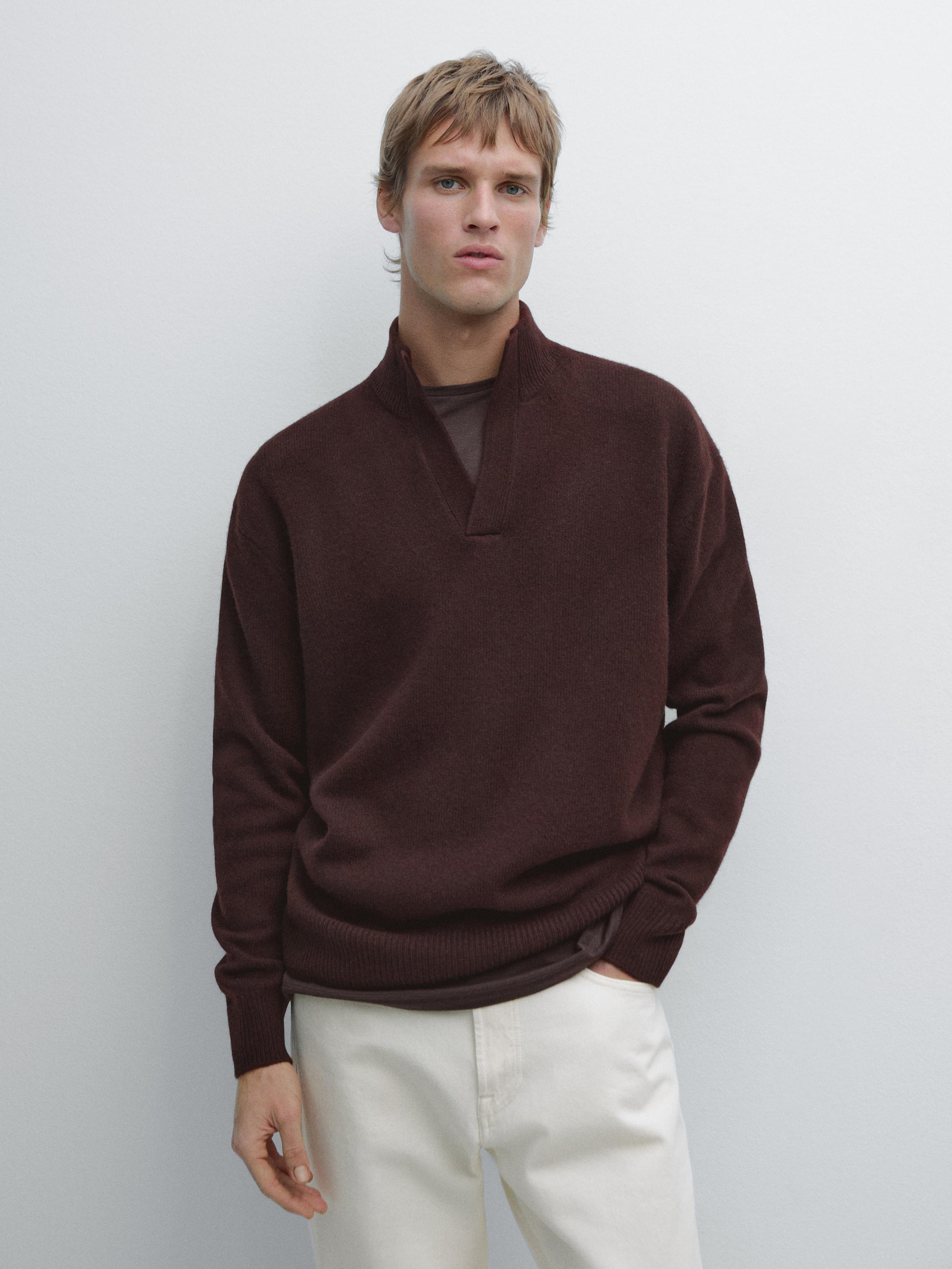 Mock neck knit sweater with V-neck