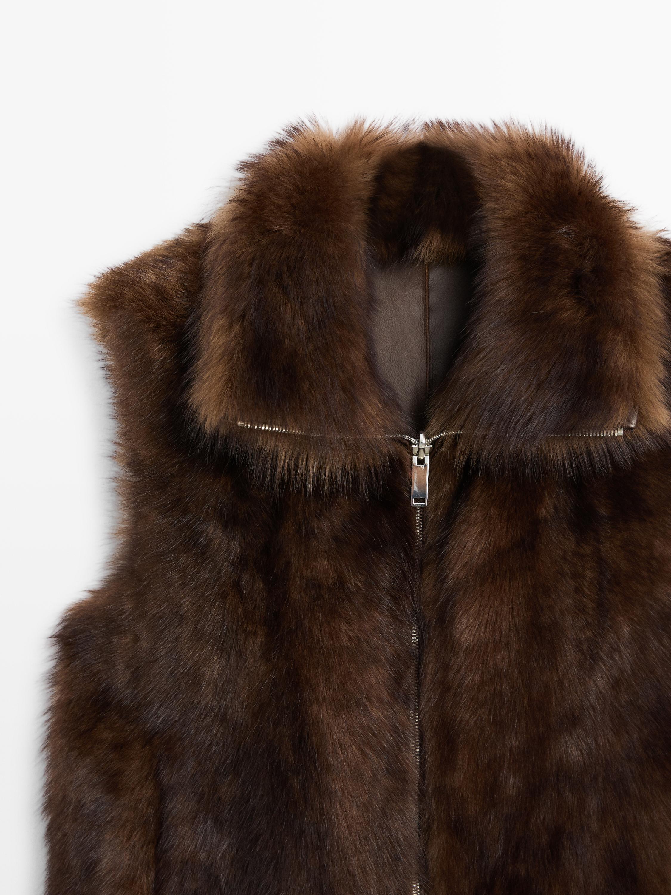 Leather high-neck waistcoat with fur — BROWN (alternate view)