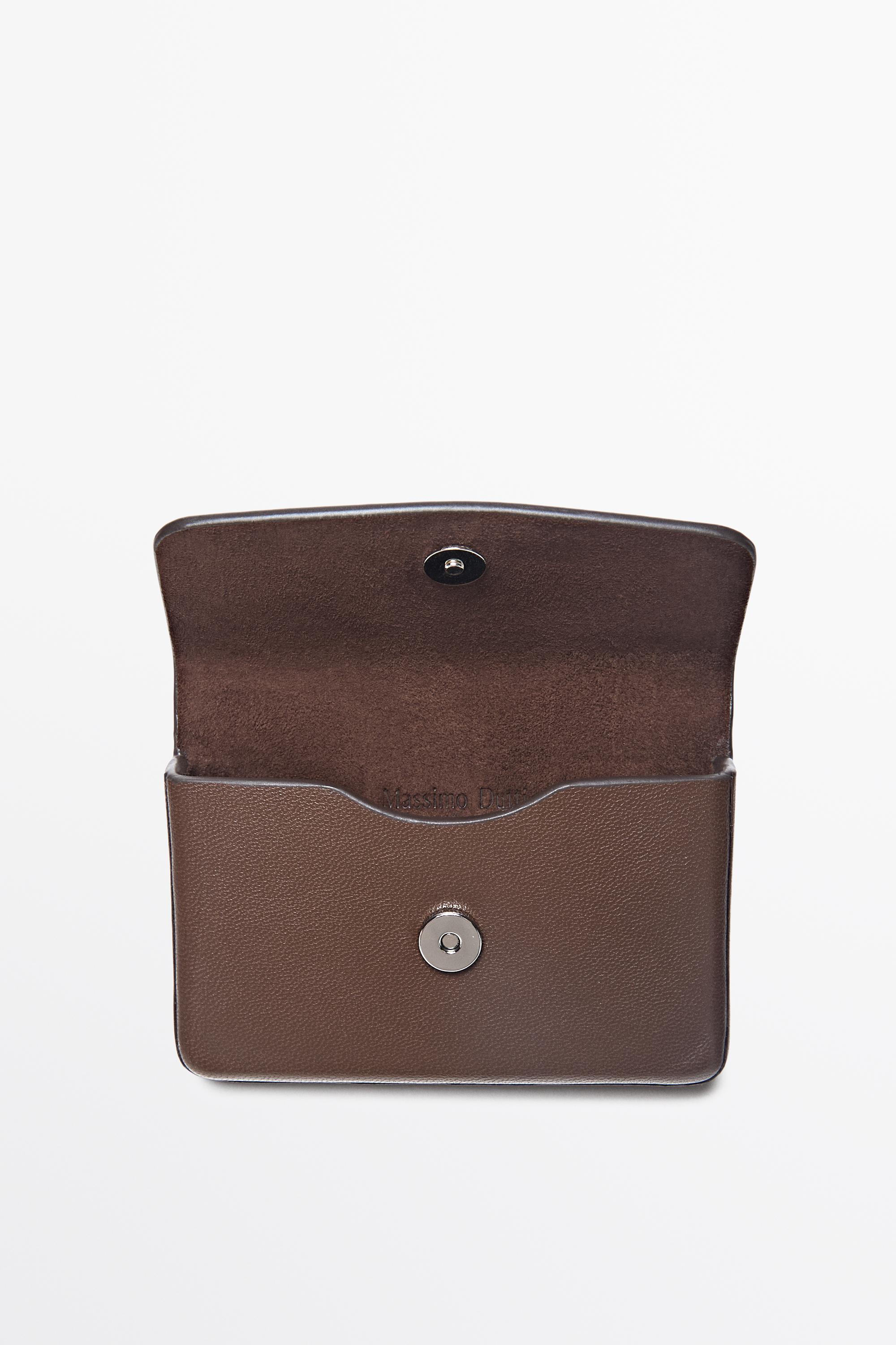 Crocodile-textured leather card holder — LEATHER