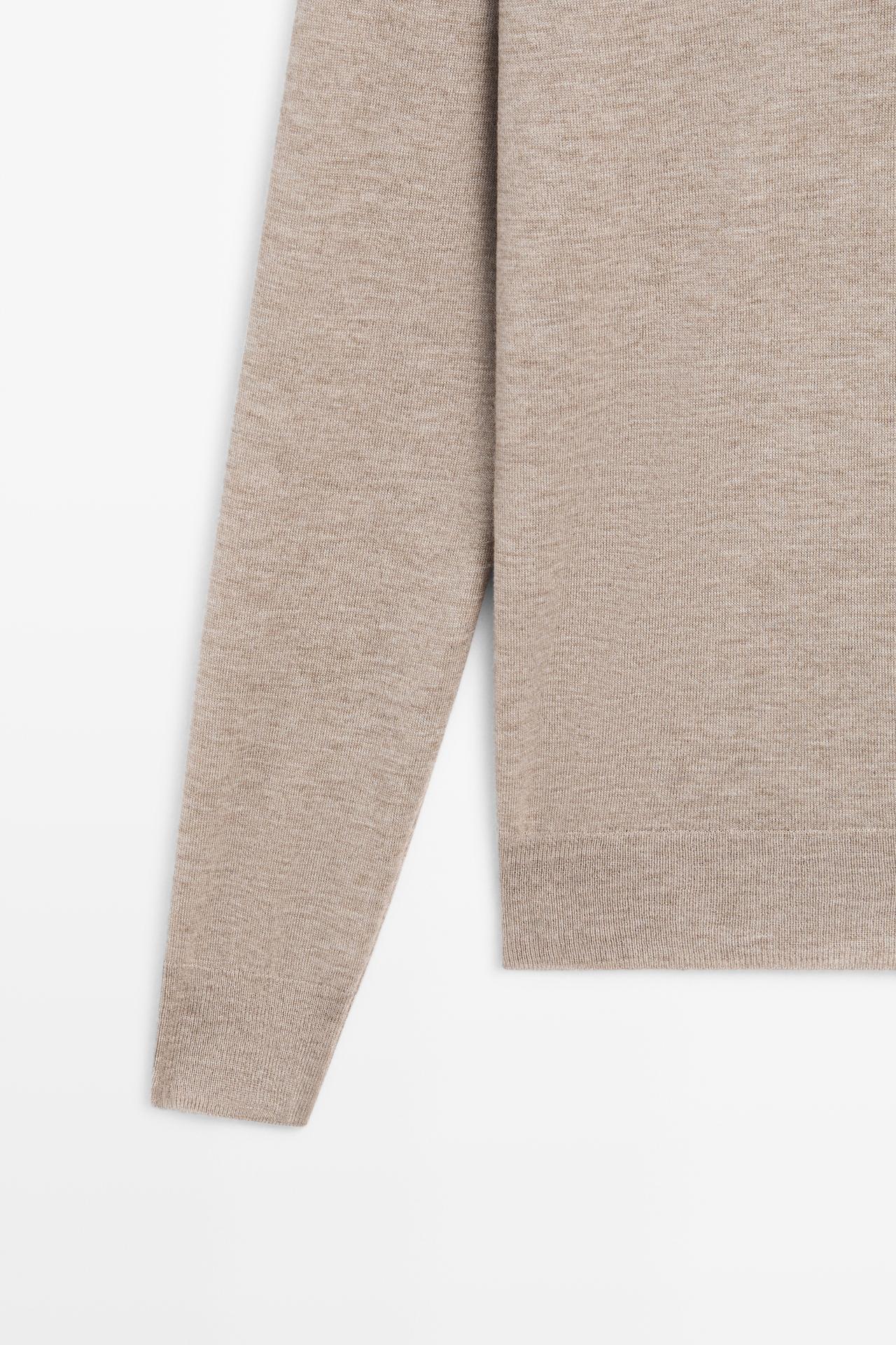 V-neck knit sweater — MINK
