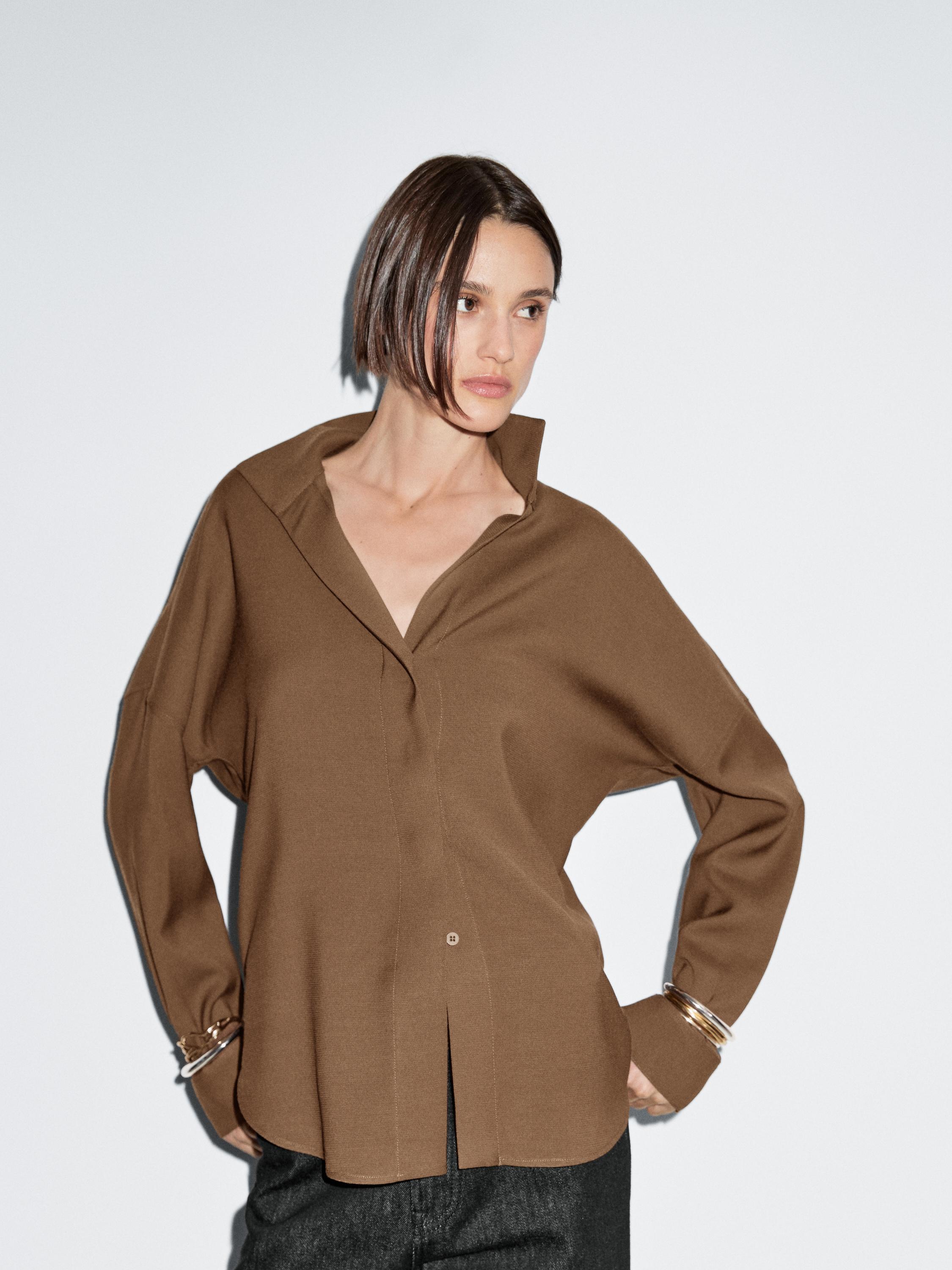 Floaty shirt with concealed buttons